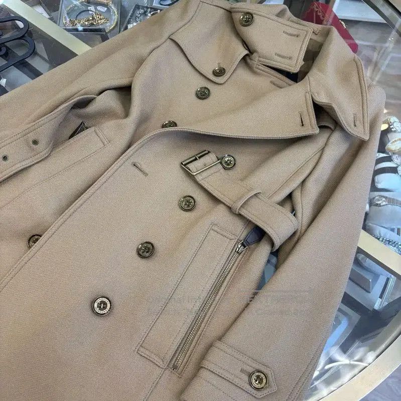 Burberry Burberry Camel Wool Long Coat for Women. Size M / US 6-8 / IT 42-44 - 8 Thumbnail