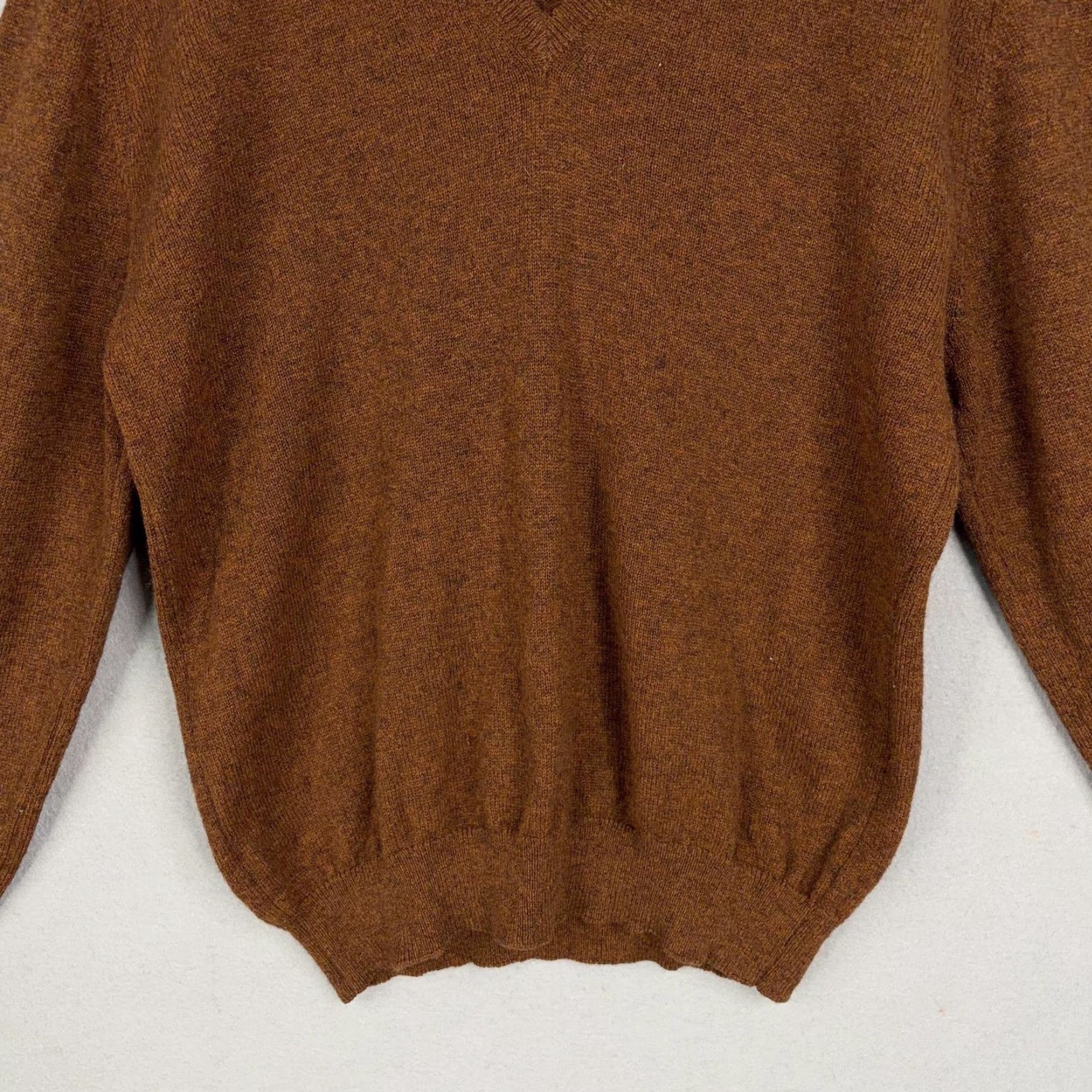Vintage VINTAGE Peck & Peck Sweater Mens Small Brown Lambswool Scotland 70s Pullover V-Neck Knit Wool Classic Mens Size US S / EU 44-46 / 1 - 3 Thumbnail