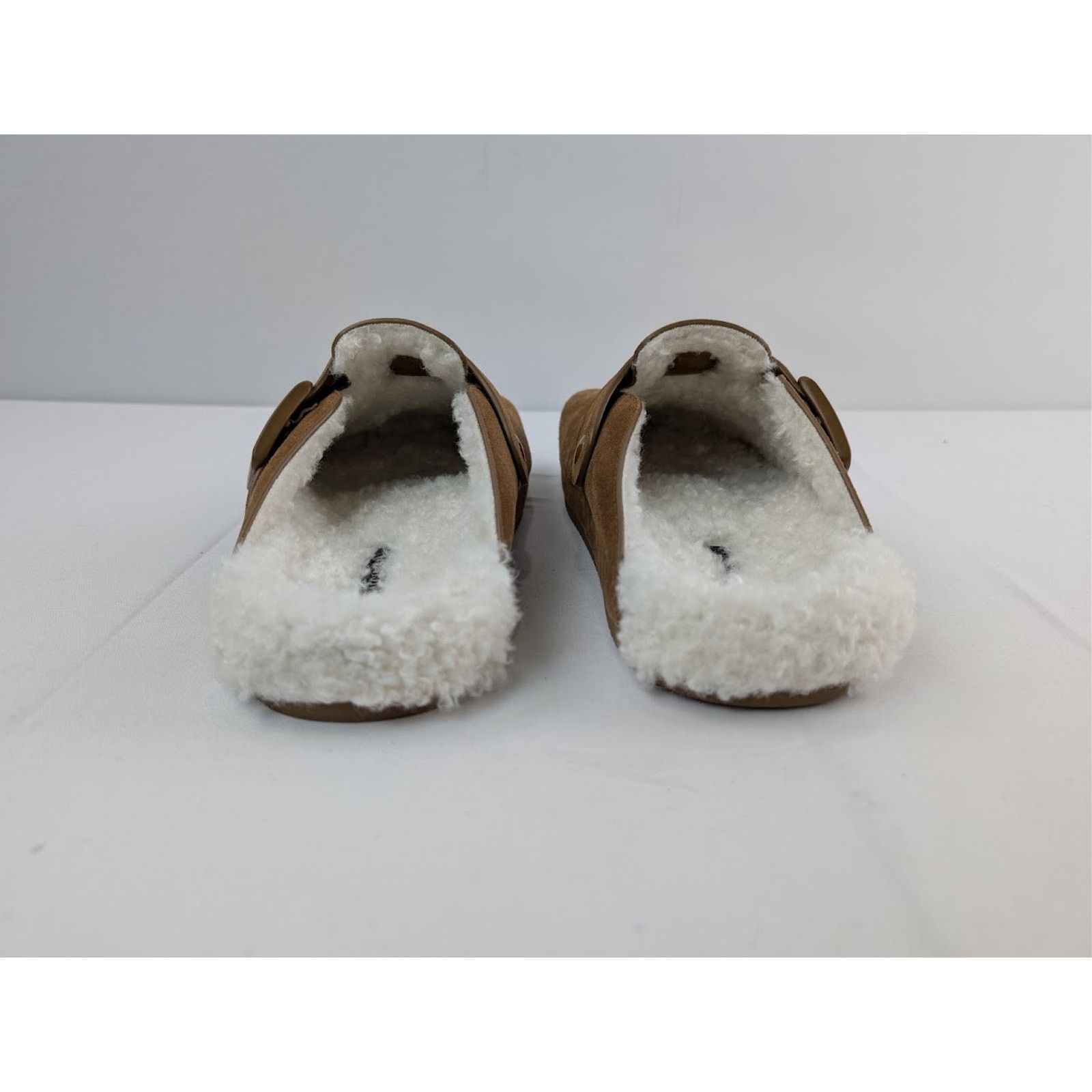 Balenciaga o1rshd1 Suede Shearling Sunday Mules in Beige/Off White Size US 9 / EU 42 - 10 Thumbnail