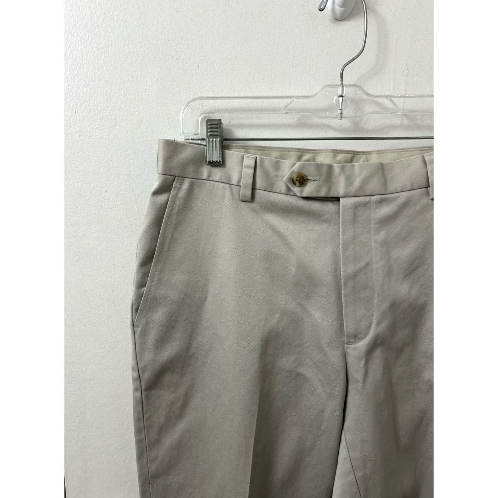Jos. A. Bank Jos A Bank Travelers Collection Mens Chino Pants Beige Khaki 32x30 Slim Fit Size US 32 / EU 48 - 4 Thumbnail