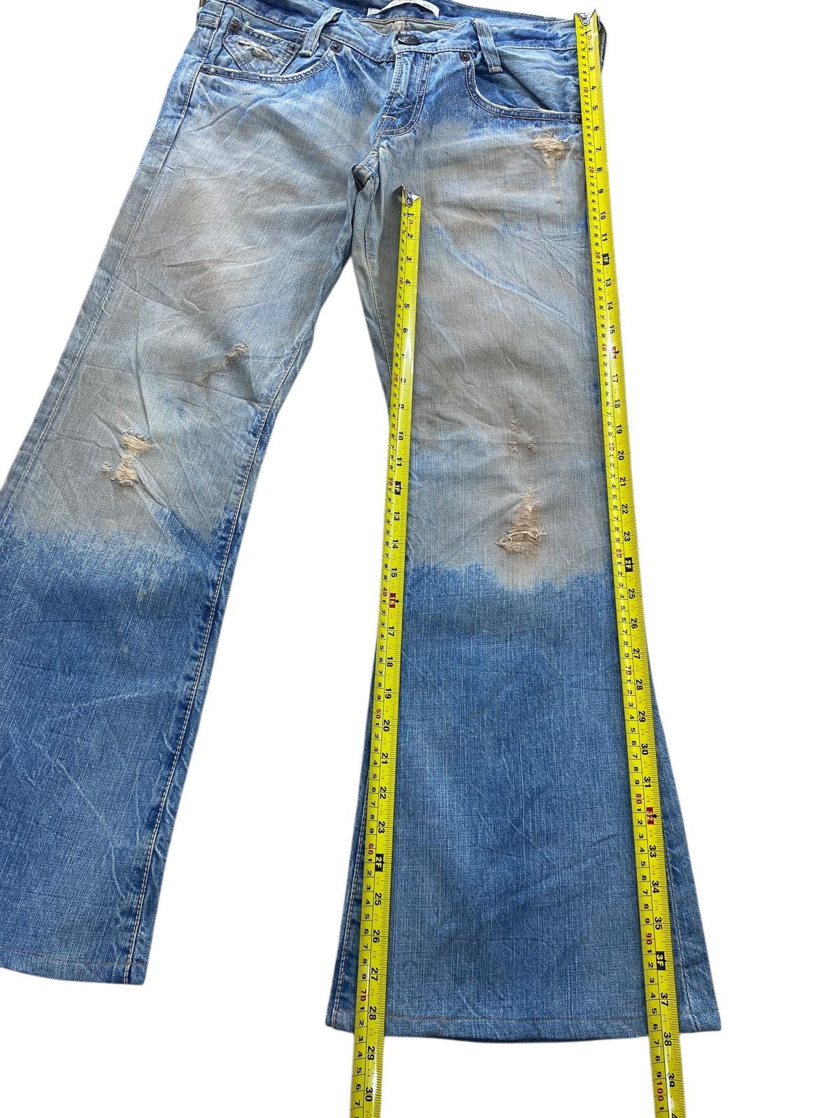 Levi's Levi’s Mud Wash Ripped Boot Cut Style Jeans Size US 33 - 8 Thumbnail