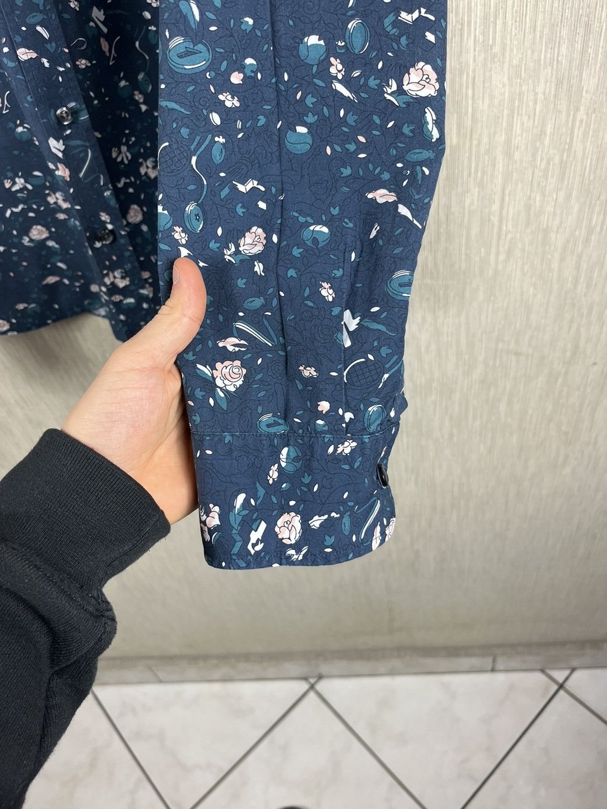 Designer × Lacoste Lacoste live l!ve full print floral designer shirt 39 logo Size US S / EU 44-46 / 1 - 13 Thumbnail