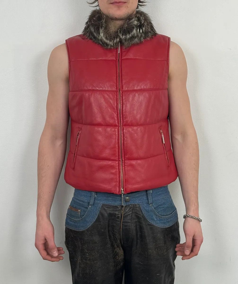 Gianfranco Ferre 2000s Gianfranco Ferré Fur Collar Red Leather Puffer Vest Size US S / EU 44-46 / 1 - 2 Thumbnail