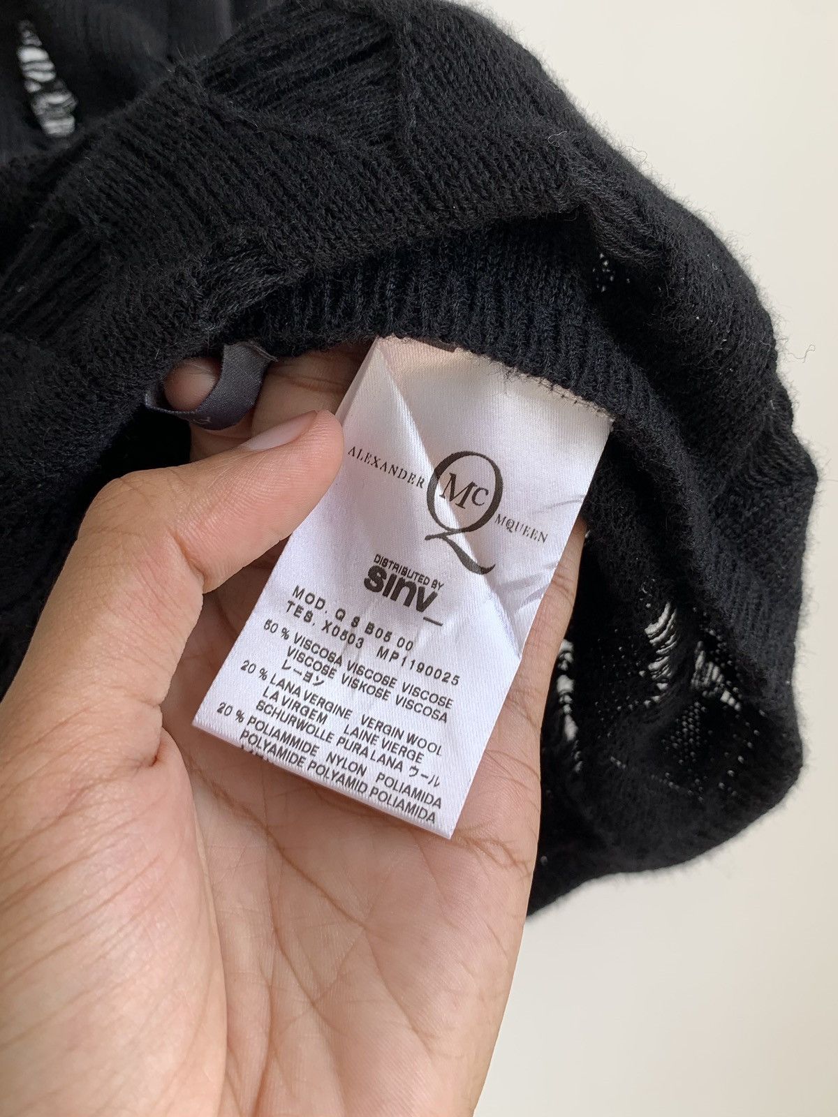 Alexander McQueen Alexander McQueen Distressed Knit Tops Size L / US 10 / IT 46 - 16 Thumbnail