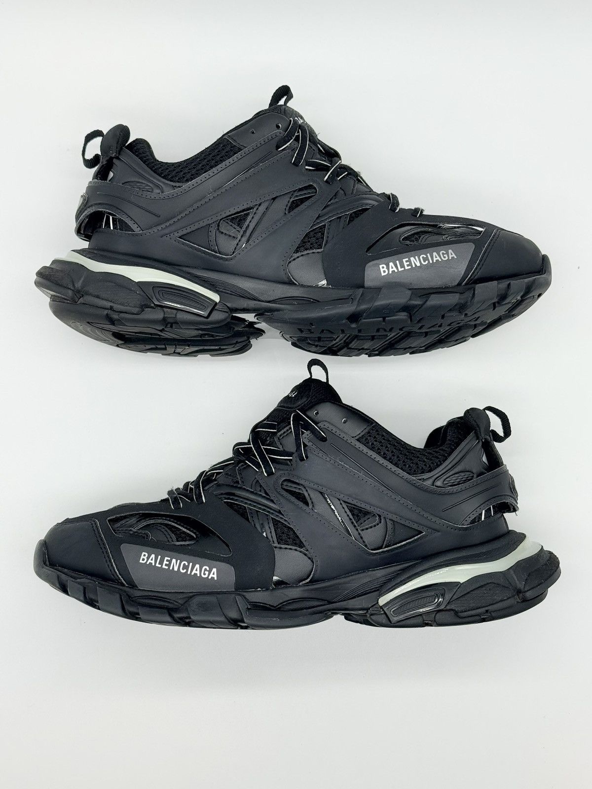 Balenciaga Size 10 - Balenciaga Track LED Sneaker Black Size US 10 / EU 43 - 2 Thumbnail