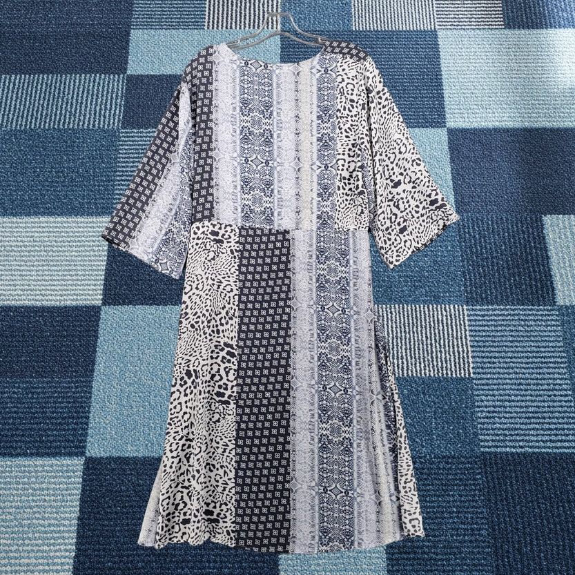 Vintage New York & Company Soho Dress Women M Blue Animal Print Shift Front 3/4 Sleeve Knee Length Shirt Dress Womens M Blue Animal Print Twist Front Size M / US 6-8 / IT 42-44 - 1 Thumbnail
