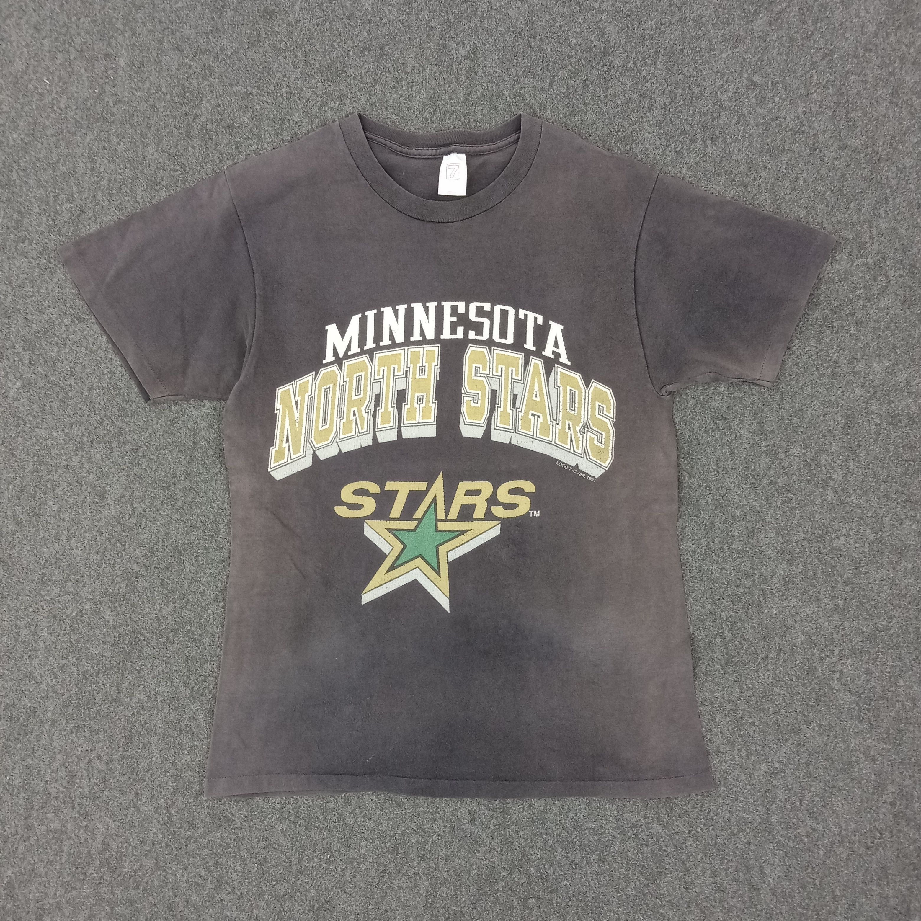 Logo 7 × NFL × Vintage Vintage 90's Minnesota North Stars American Football Tshirt Size US M / EU 48-50 / 2 - 1 Thumbnail