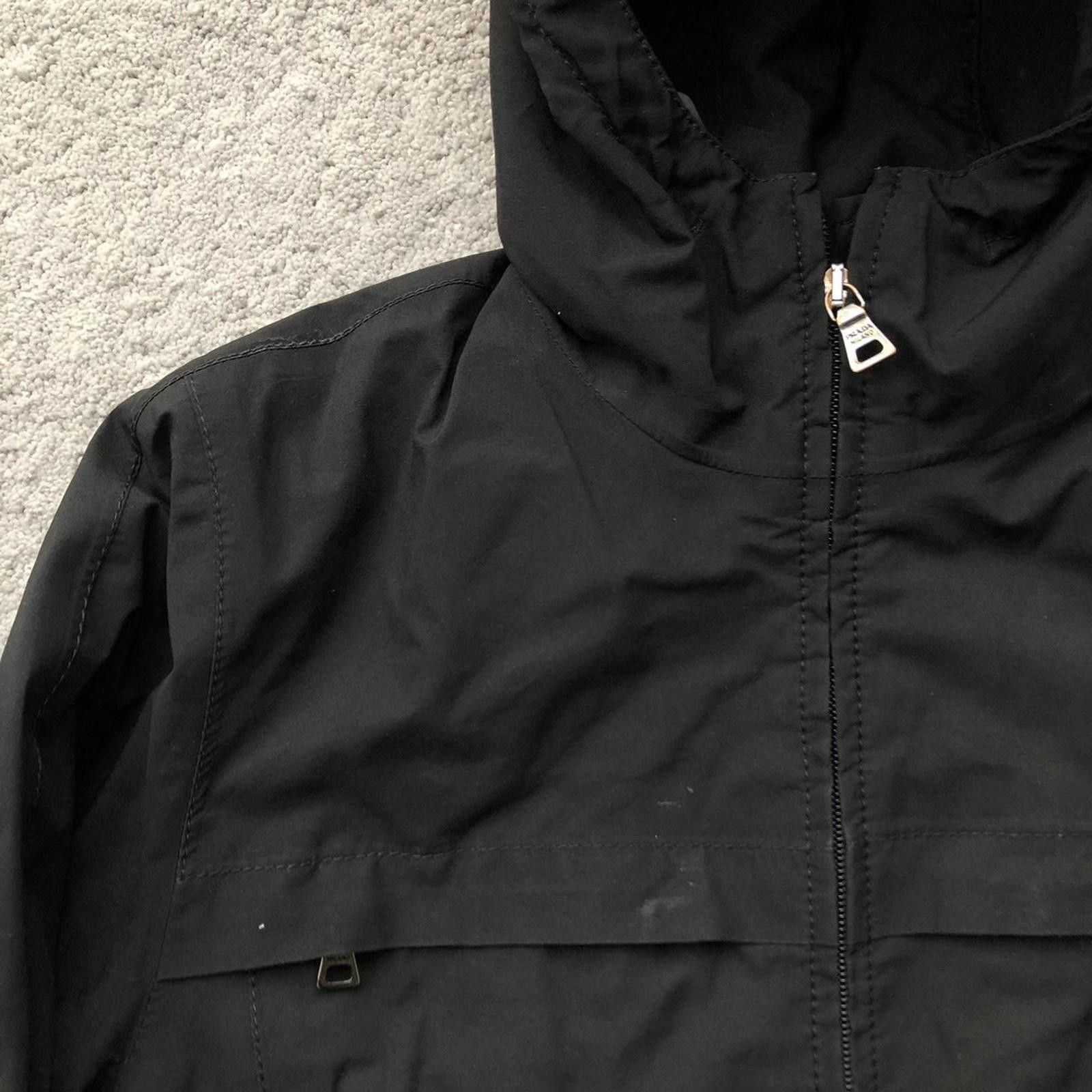 Prada Women’s Vintage Prada Red Tab Insulated Goretex Jacket Size M / US 6-8 / IT 42-44 - 4 Thumbnail