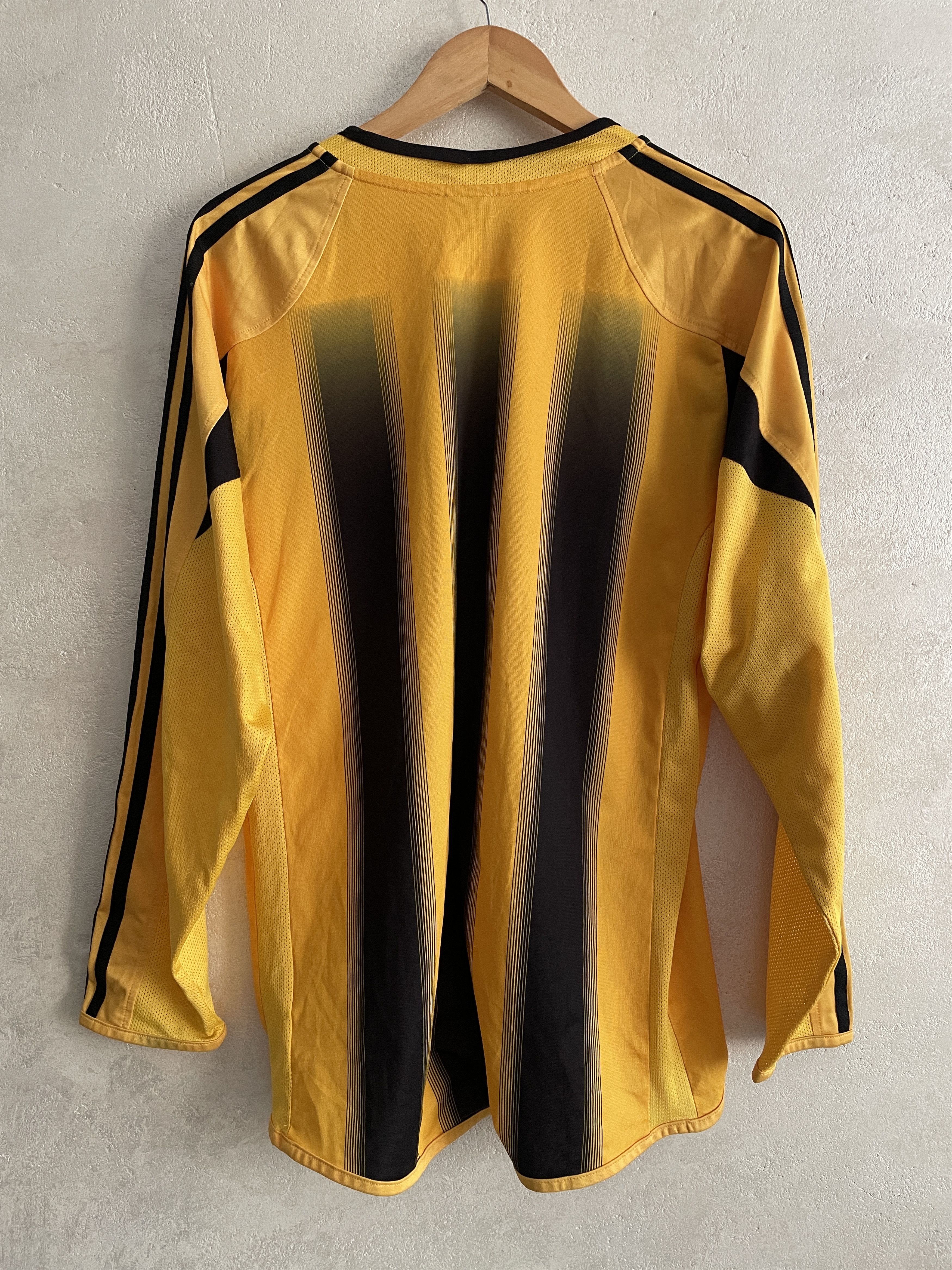 Adidas Vintage Adidas Template 2004 Soccer Jersey Shirt Trikot Size US M / EU 48-50 / 2 - 2 Thumbnail