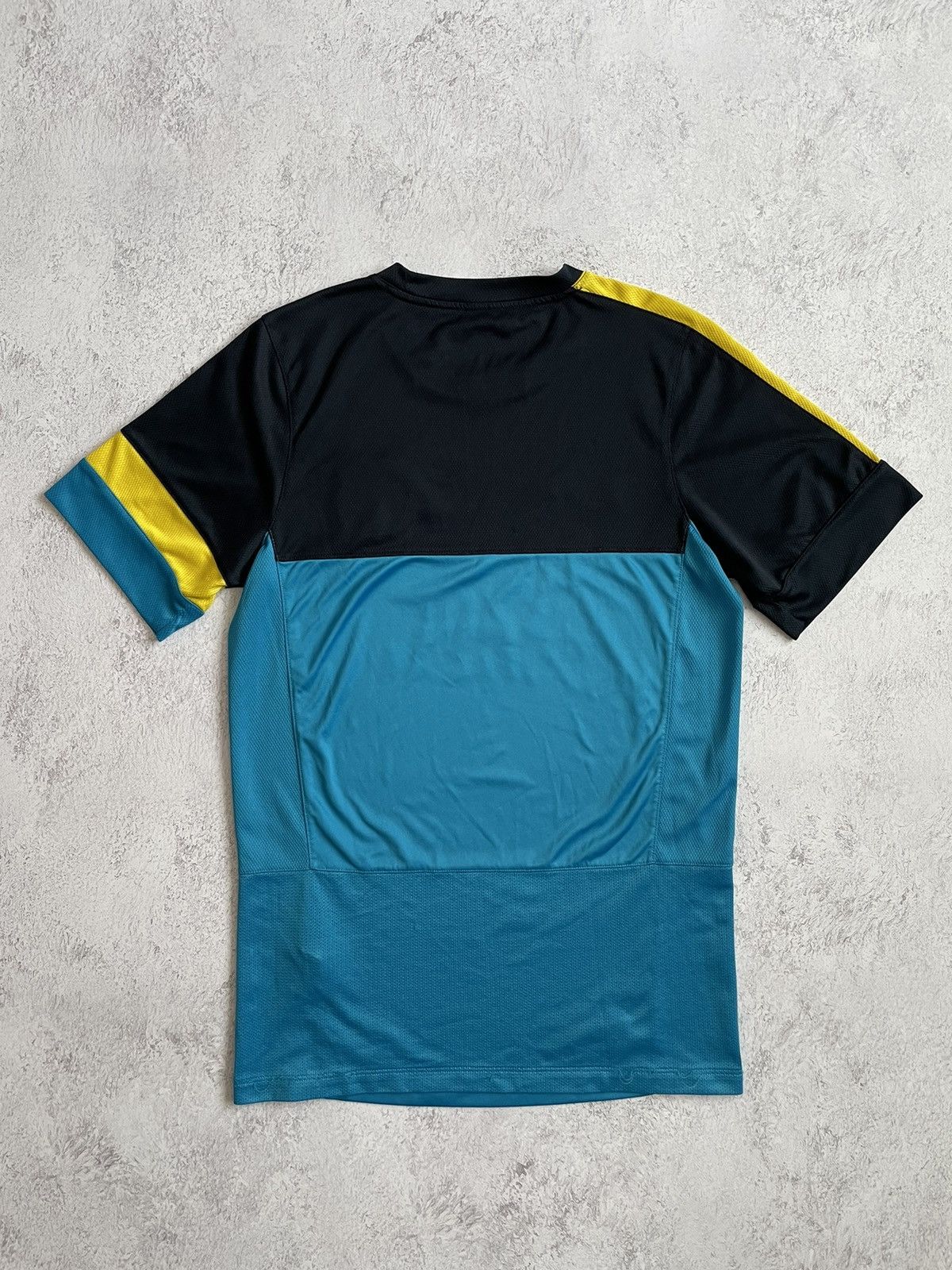 Other Barcelona 2012/2013 Training Shirt Jersey Soccer Kit Tee Size US S / EU 44-46 / 1 - 4 Thumbnail