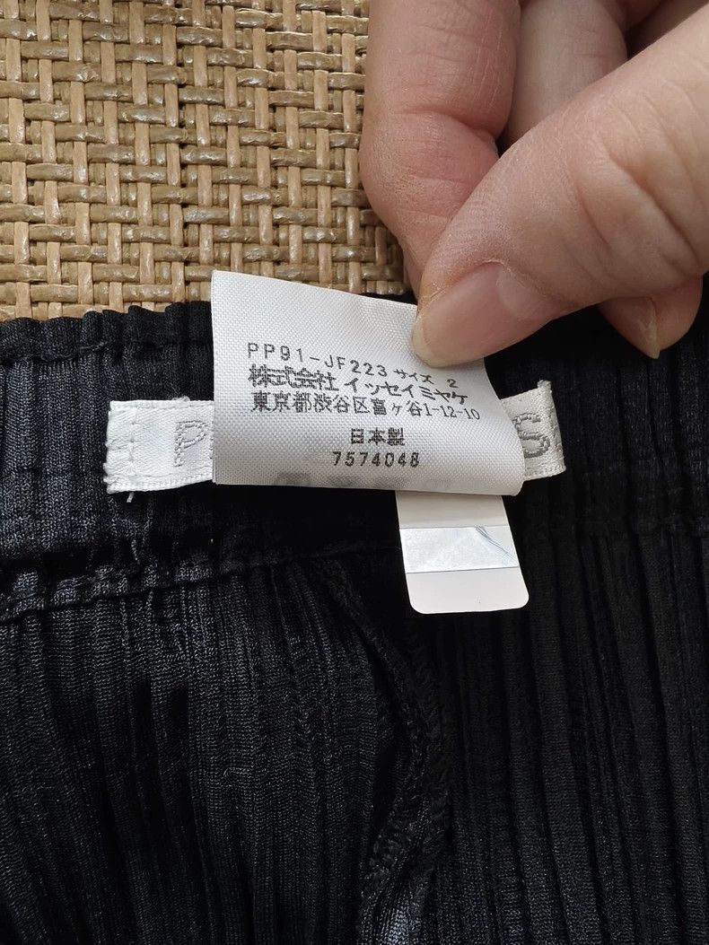 Issey Miyake Issey Miyake size:2 Black pleated pants Size 31" - 4 Thumbnail