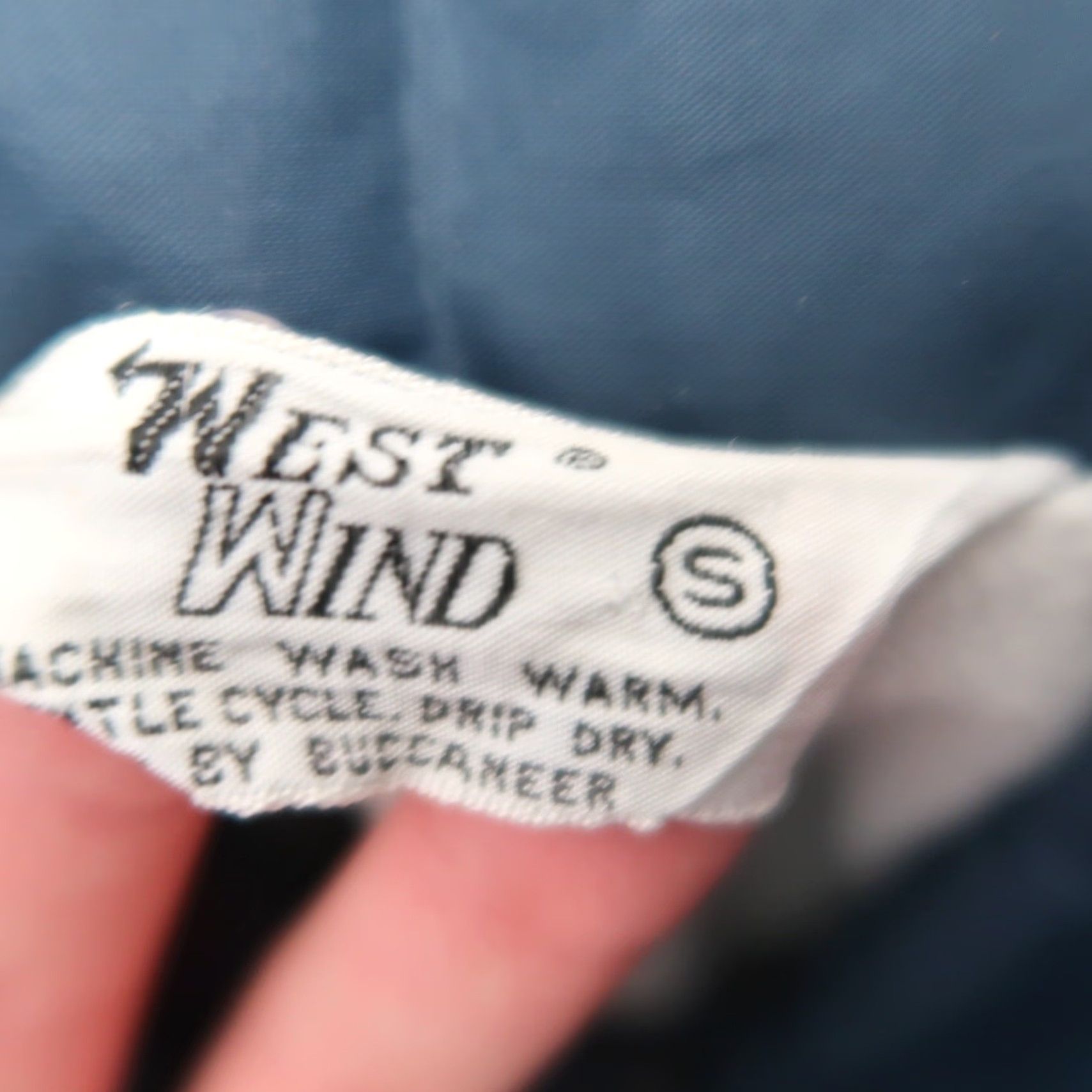 Vintage VINTAGE West Wind windbreaker jacket Mens Small Navy Blue 80s Navy Blue Windbreaker Jacket Casual Snap Front 80s Mens Small Boys Girls Size US S / EU 44-46 / 1 - 5 Thumbnail