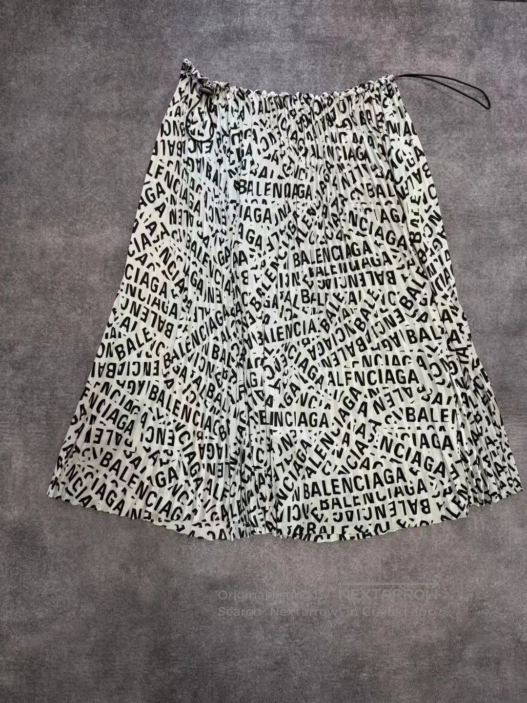 Balenciaga Balenciaga Logo Pleated Skirt. Size US 34 / EU 50 - 2 Thumbnail