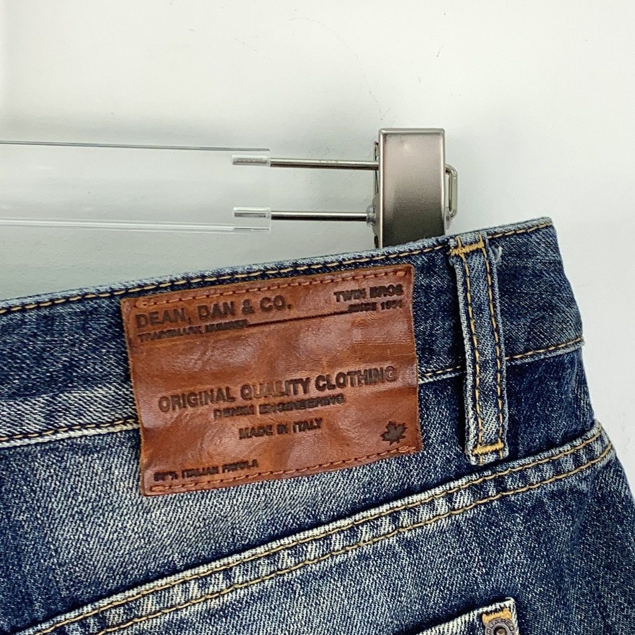 Dsquared2 Dsquared2 Dark Blue Washed Distressed Denim Shorts K26WX Size 30" / US 8 / IT 44 - 5 Thumbnail
