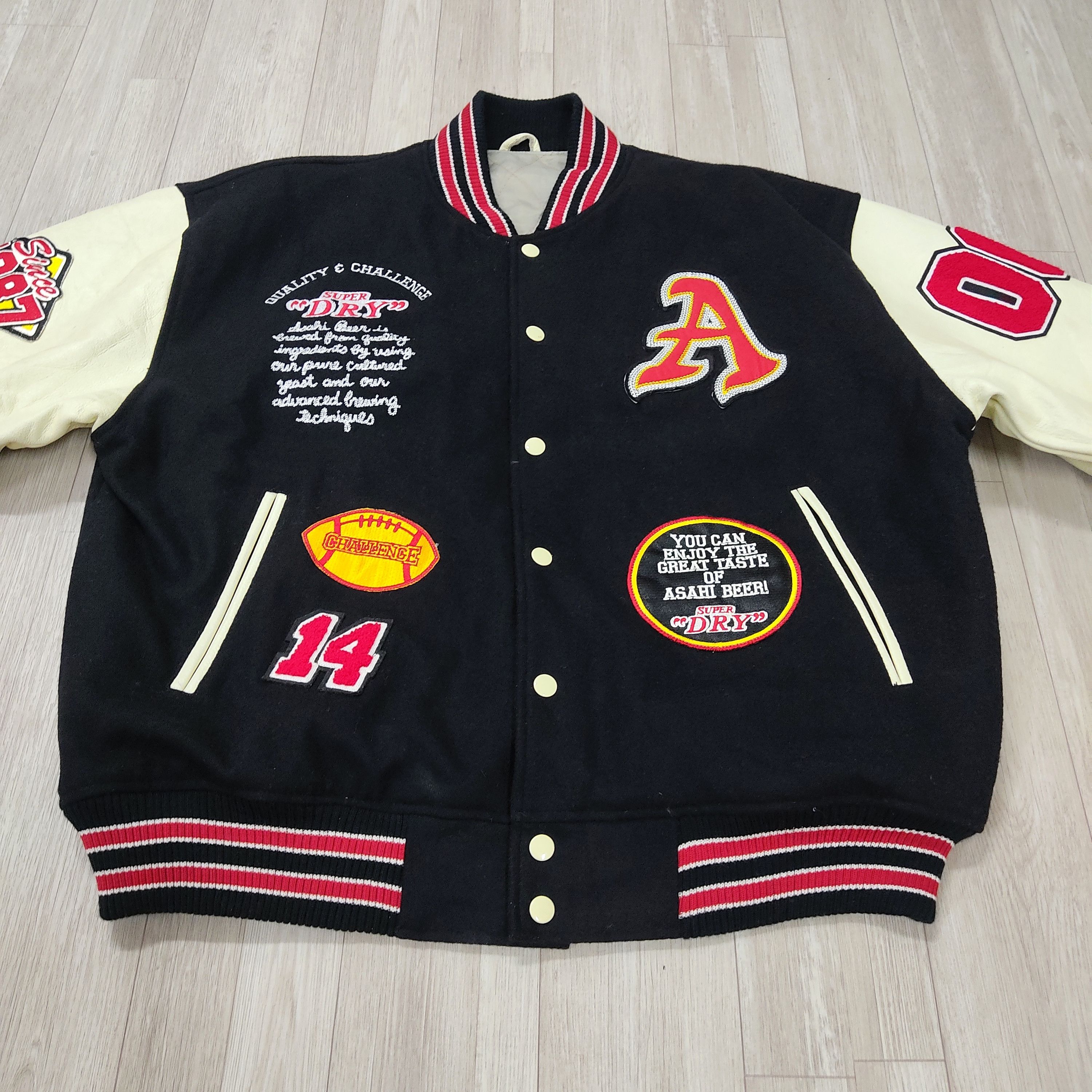 Superdry SUPERDRY Japan Leather Sleeve Varsity (Patch Loaded Edition) Size US XL / EU 56 / 4 - 9 Thumbnail