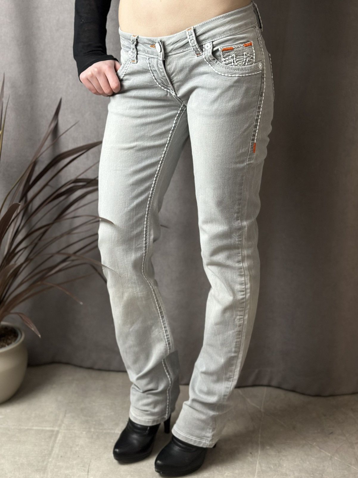 True Religion Vintage True Religion Slim Pants Distressed Y2k Japanese GOA Size 27" / US 4 / IT 40 - 3 Thumbnail