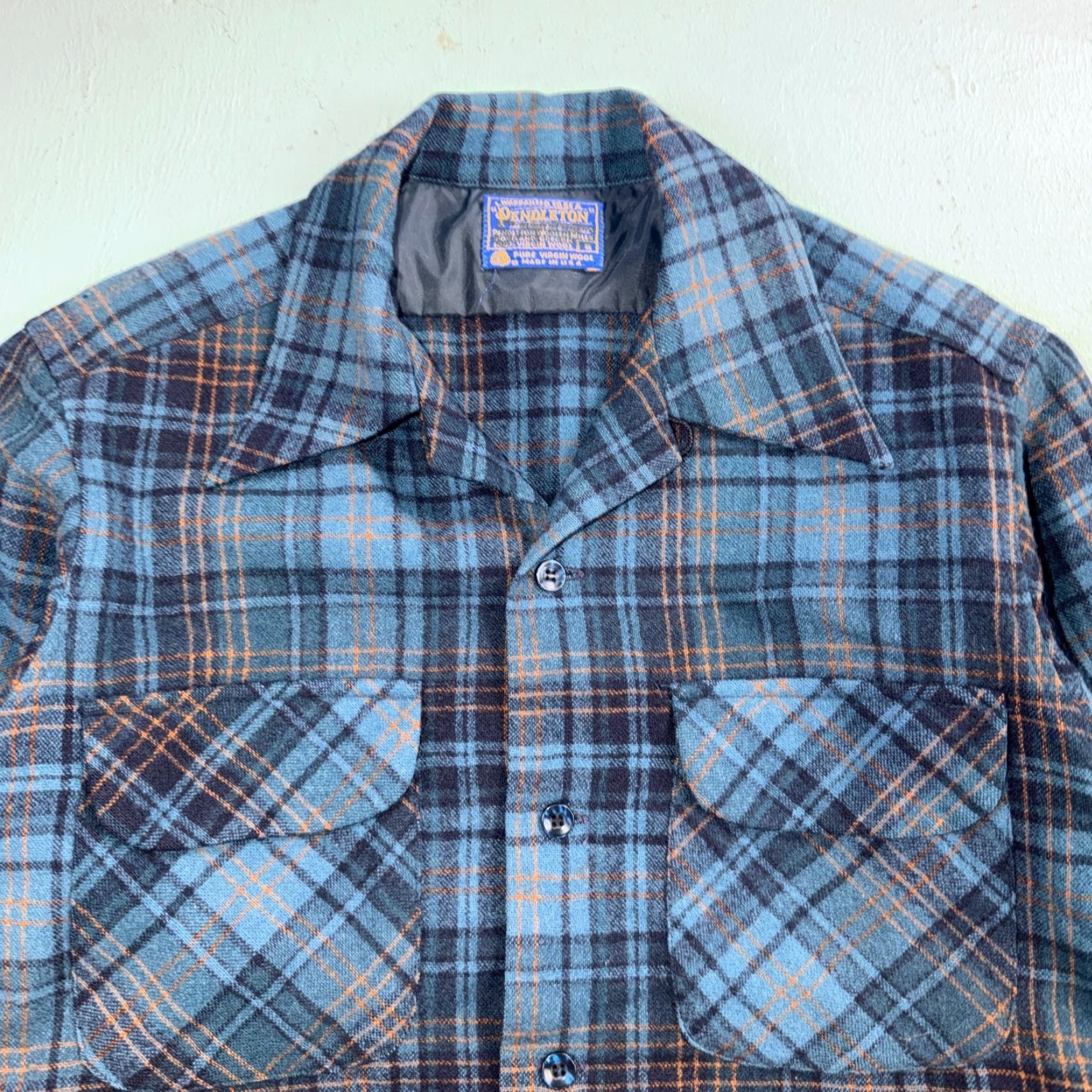 Pendleton VINTAGE Pendleton Board Shirt Mens S 1960s Plaid Wool Long Sleeve Button-Down Collared USA Crest Pattern Blue - Mens Shirt Vintage Workwear Size US S / EU 44-46 / 1 - 2 Thumbnail