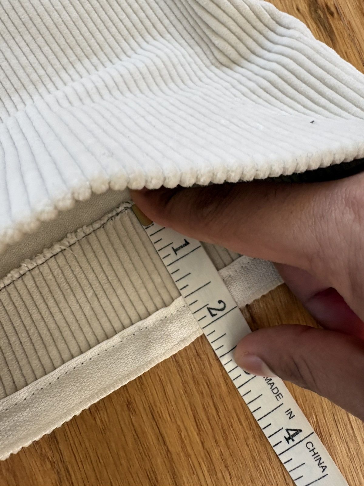 Gucci Gucci Off White Ivory Corduroy Pants Made in Italy 54 38x32 Size US 38 / EU 54 - 17 Thumbnail