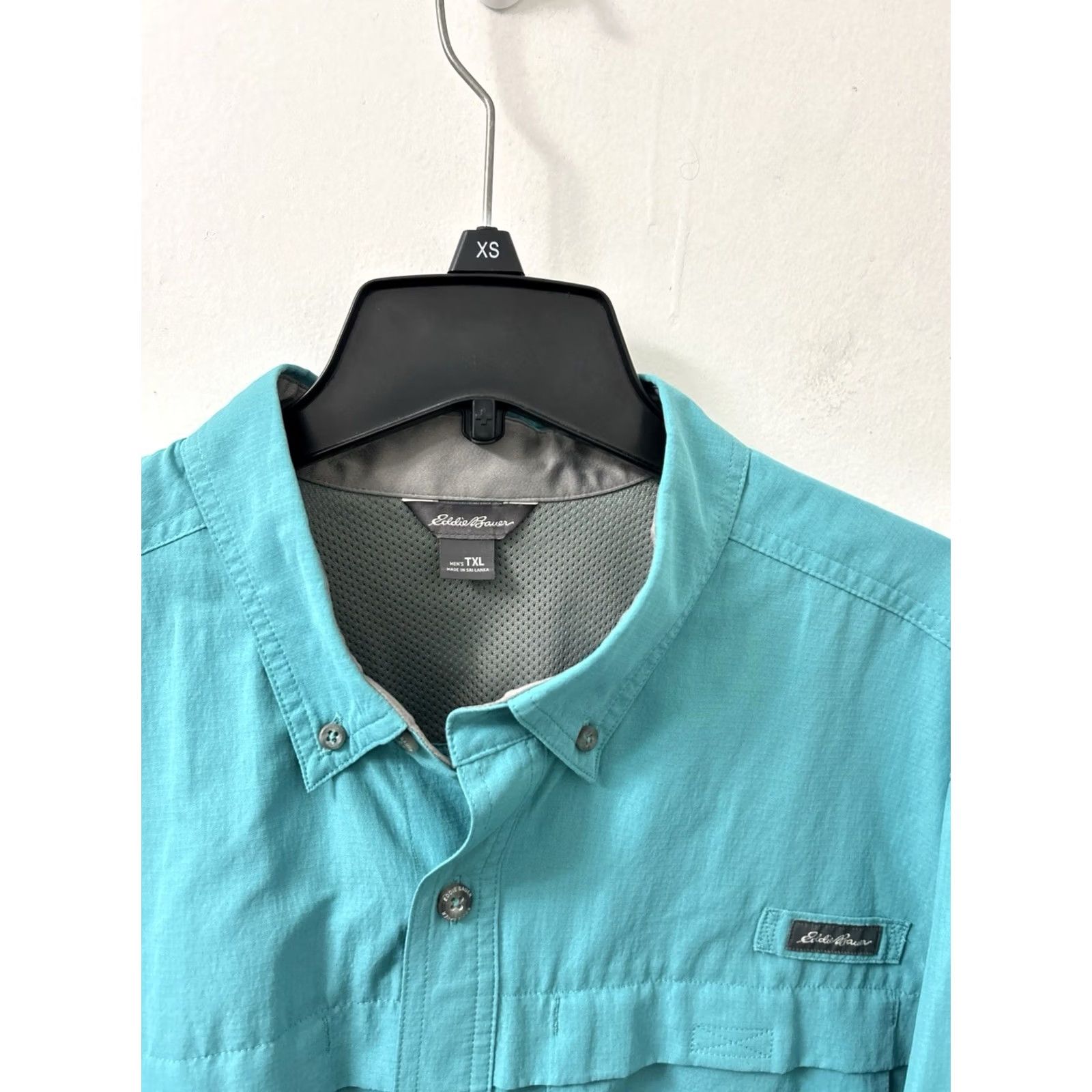 Eddie Bauer Eddie Bauer Shirt Mens XL Aqua Blue Button Down Fishing Outdoor Vented L/S Size US XL / EU 56 / 4 - 6 Thumbnail
