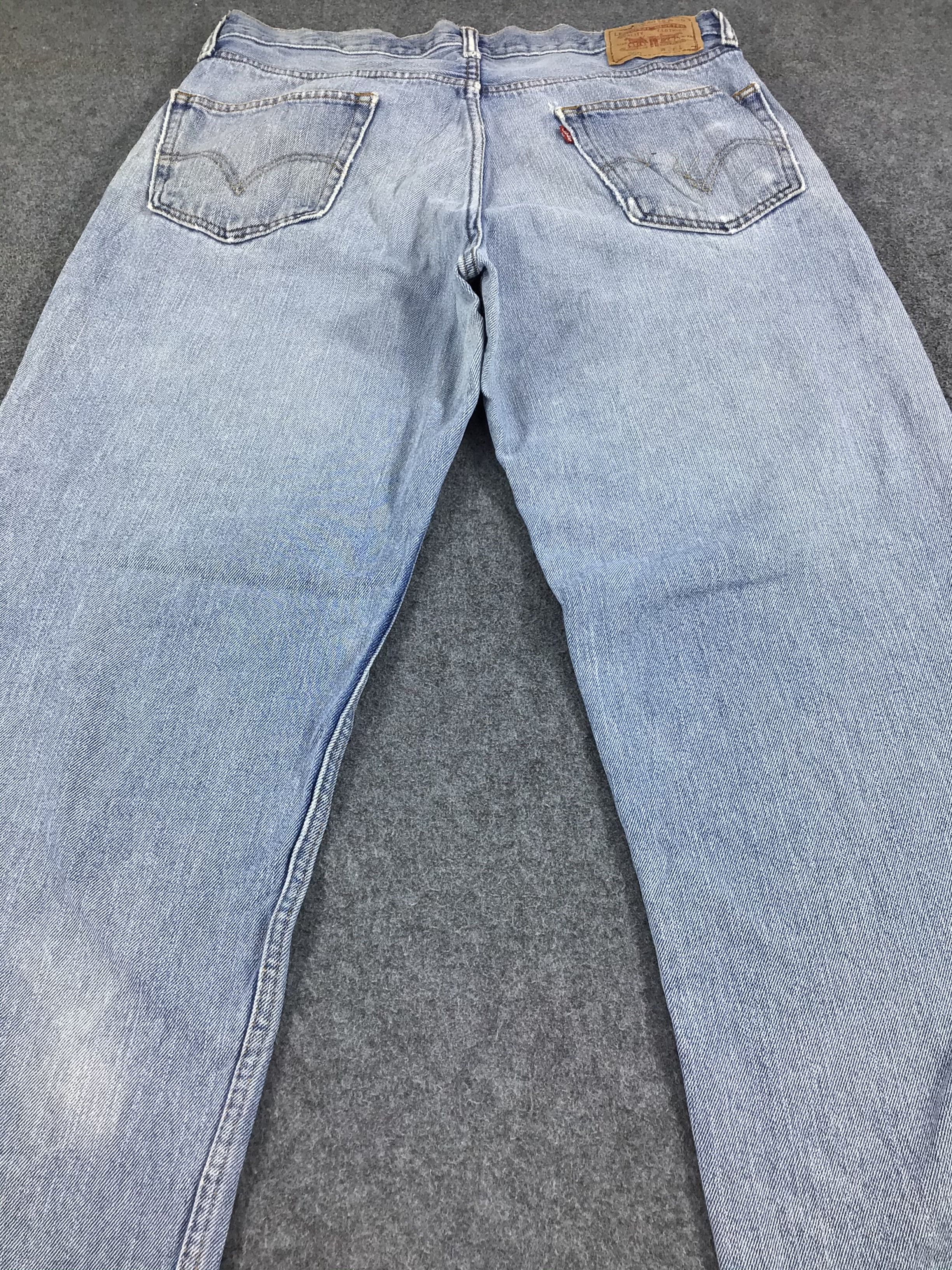 Levi's Vintage Levis 550 Jeans Medium Wash Relaxed Fit Denim KJ195 Size US 36 / EU 52 - 4 Thumbnail