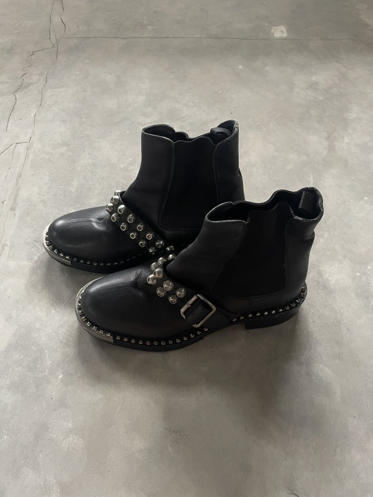 Miu Miu Miu Miu Chelsea Boots Studded Leather Size US 5.5 / IT 35.5 - 4 Thumbnail