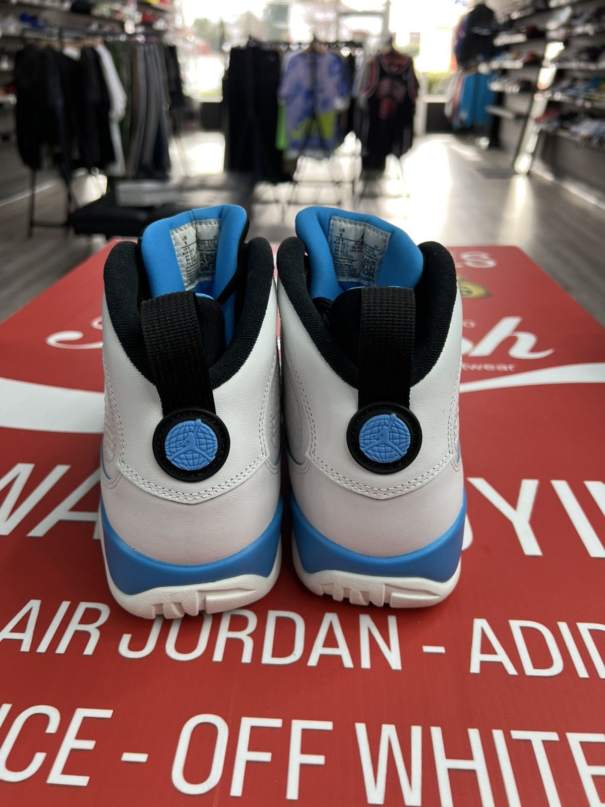 Jordan Brand Air Jordan 9 Retro Powder Blue Size 9 (FQ8992-101) Size US 9 / EU 42 - 5 Thumbnail