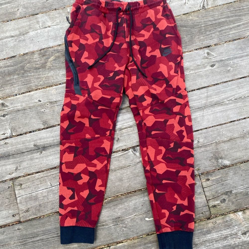 Nike Nike Tech Fleece Sportswear Red Camouflage Sweatpants Red S Size US 32 / EU 48 - 2 Thumbnail