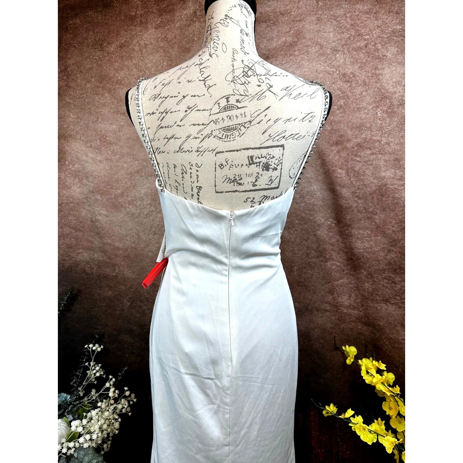Other Mac Duggal Sweetheart Evening Gown Rhinestone Accent White 2 Size XS / US 0-2 / IT 36-38 - 16 Thumbnail