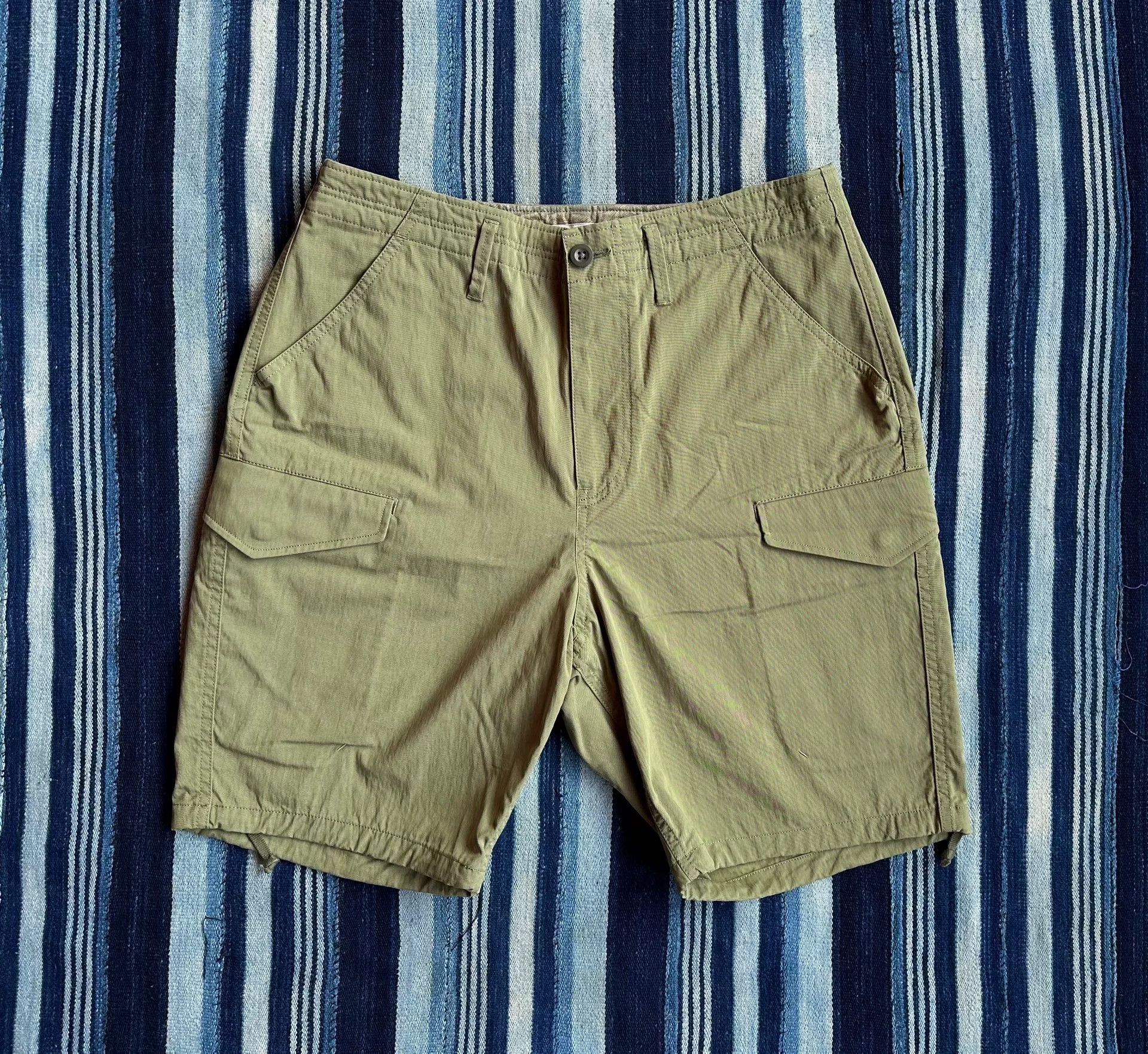 Nonnative nonnative trooper cargo shorts in beige Size US 30 / EU 46 - 1 Thumbnail