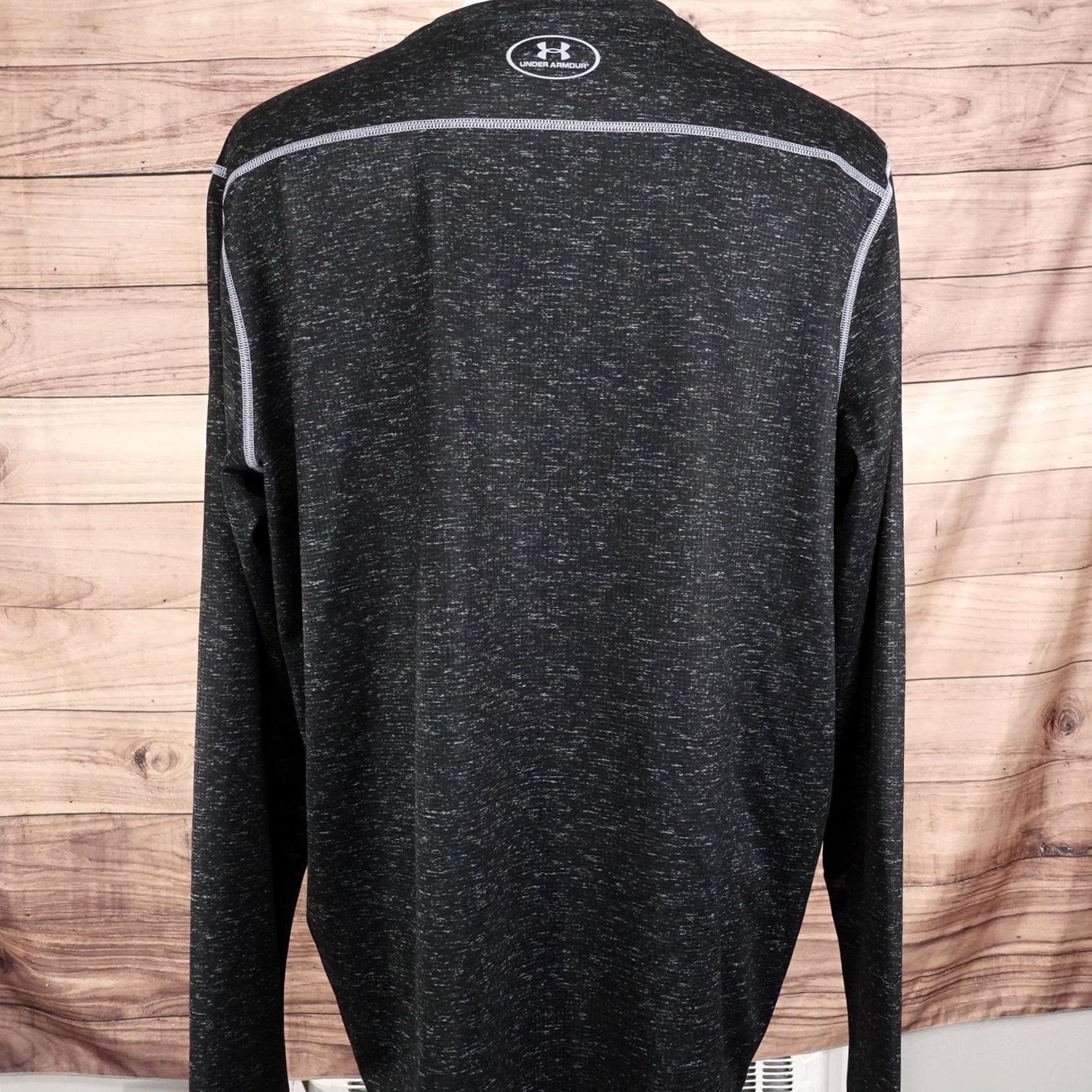 Under Armour Under Armour Shirt Mens 2XL Black HeatGear Long Sleeve Moisture Wicking Active Jersey Crew Neck Raglan Sleeve Loose Fit Sports Size US XXL / EU 58 / 5 - 4 Thumbnail