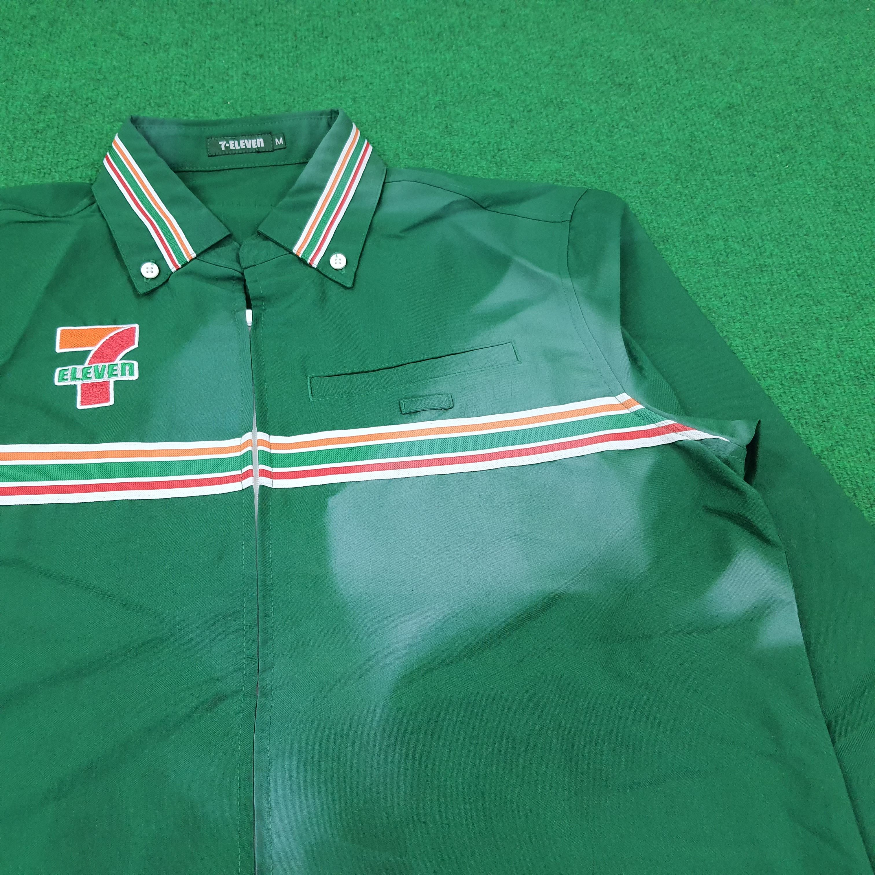 Japanese Brand Vintage 7 Eleven Japanese Brand Worker Uniform C239N22 Size US M / EU 48-50 / 2 - 6 Thumbnail