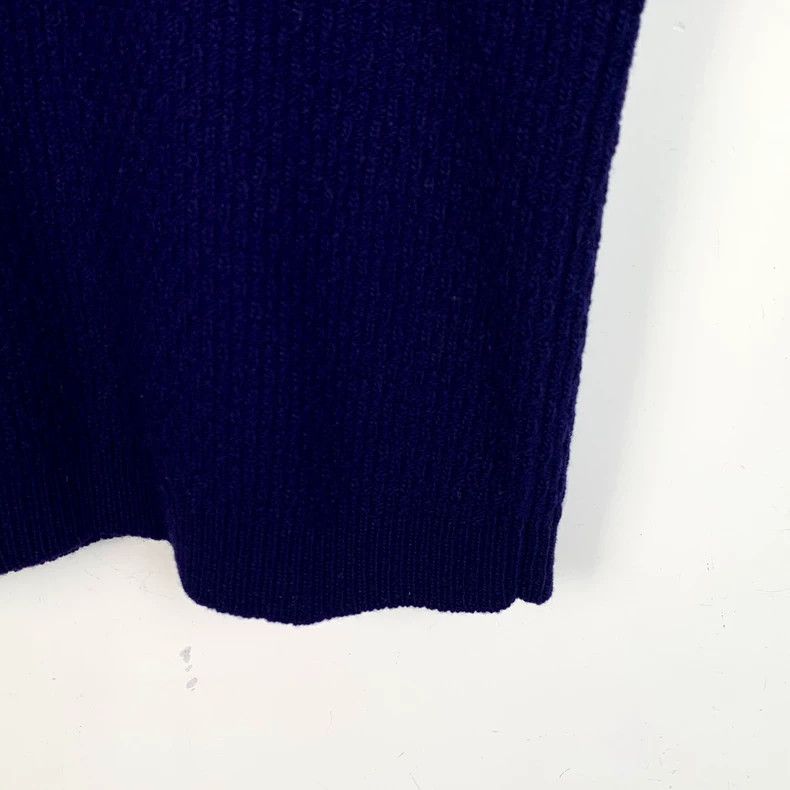 Gucci Gucci Dark blue apple embroidered wool round-neck short-sle Size US M / EU 48-50 / 2 - 4 Thumbnail