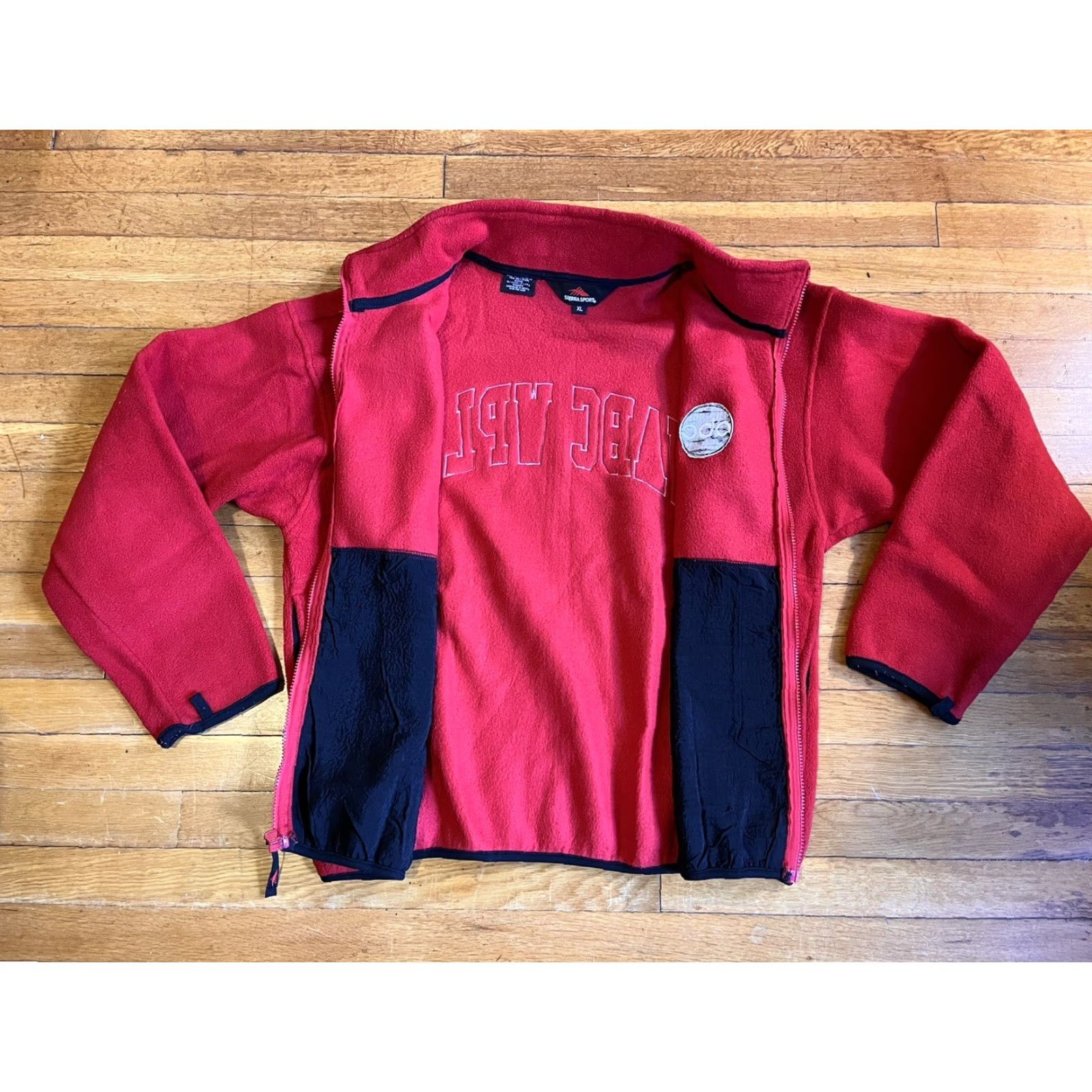 Vintage VINTAGE ABC TV WPLJ Full Zip Fleece Men's XL Red 90s Sweatshirt Polarfleece Sierra Sport Size US XL / EU 56 / 4 - 5 Thumbnail