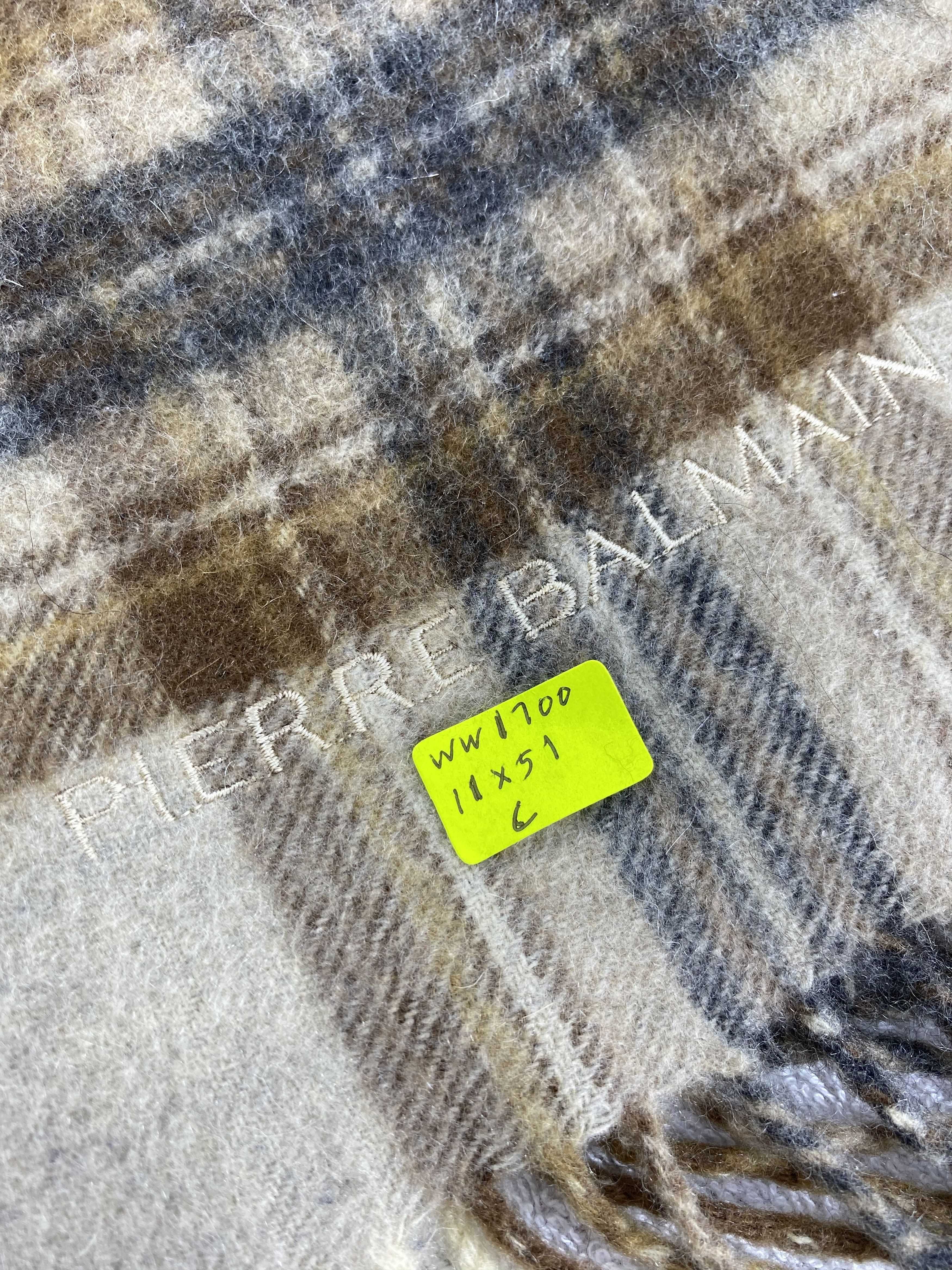Pierre Balmain Pierre Balmain Scarf / Muffler / Neckwear - WW1700 Size ONE SIZE - 5 Thumbnail