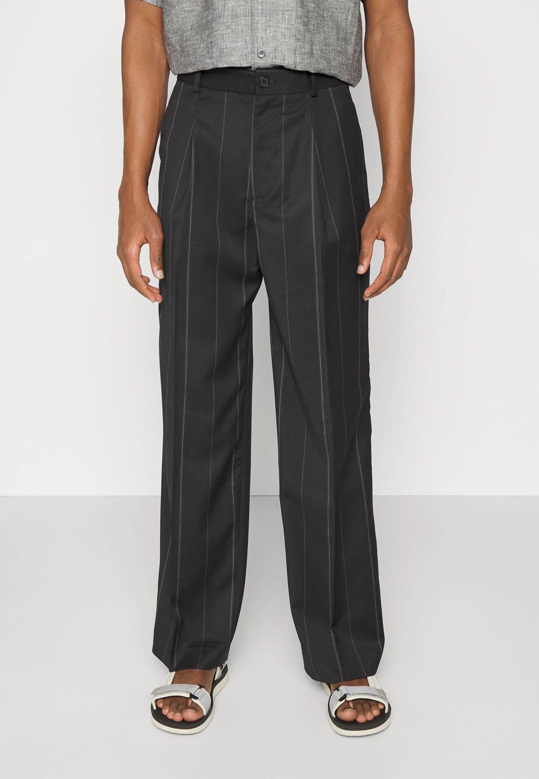 Han Kjobenhavn !DS! AW22 Han Kjobenhavn Pleated Suit Black Track Trousers Size US 32 / EU 48 - 7 Thumbnail