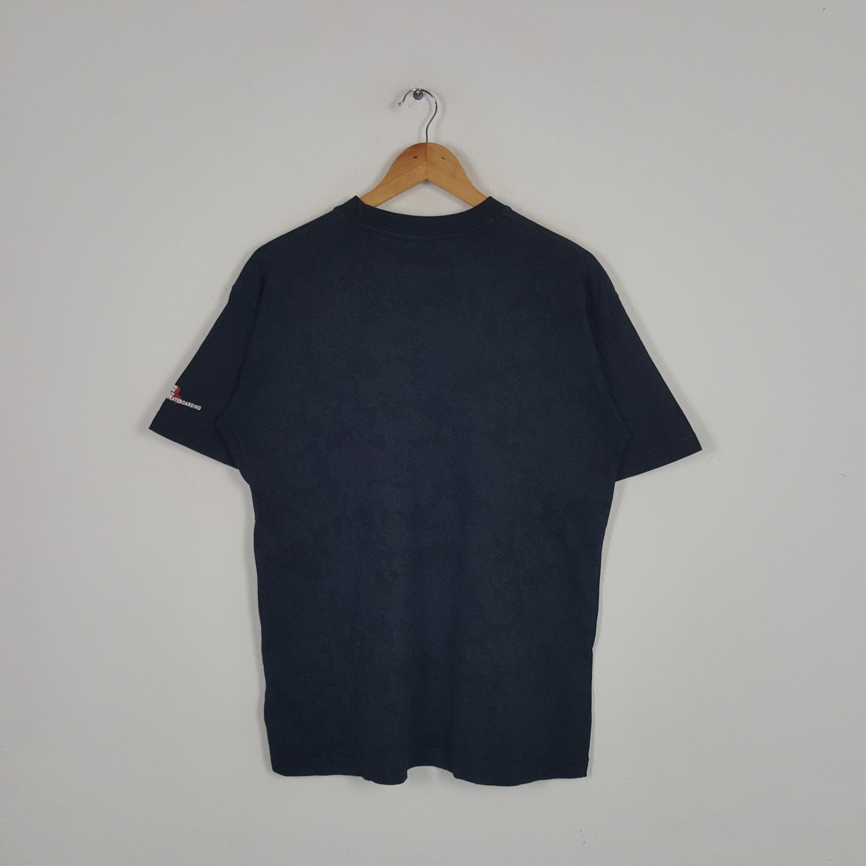 Tony Hawk × Vintage Vintage Hawk Skate American Skateboard Tshirt Size US L / EU 52-54 / 3 - 3 Thumbnail