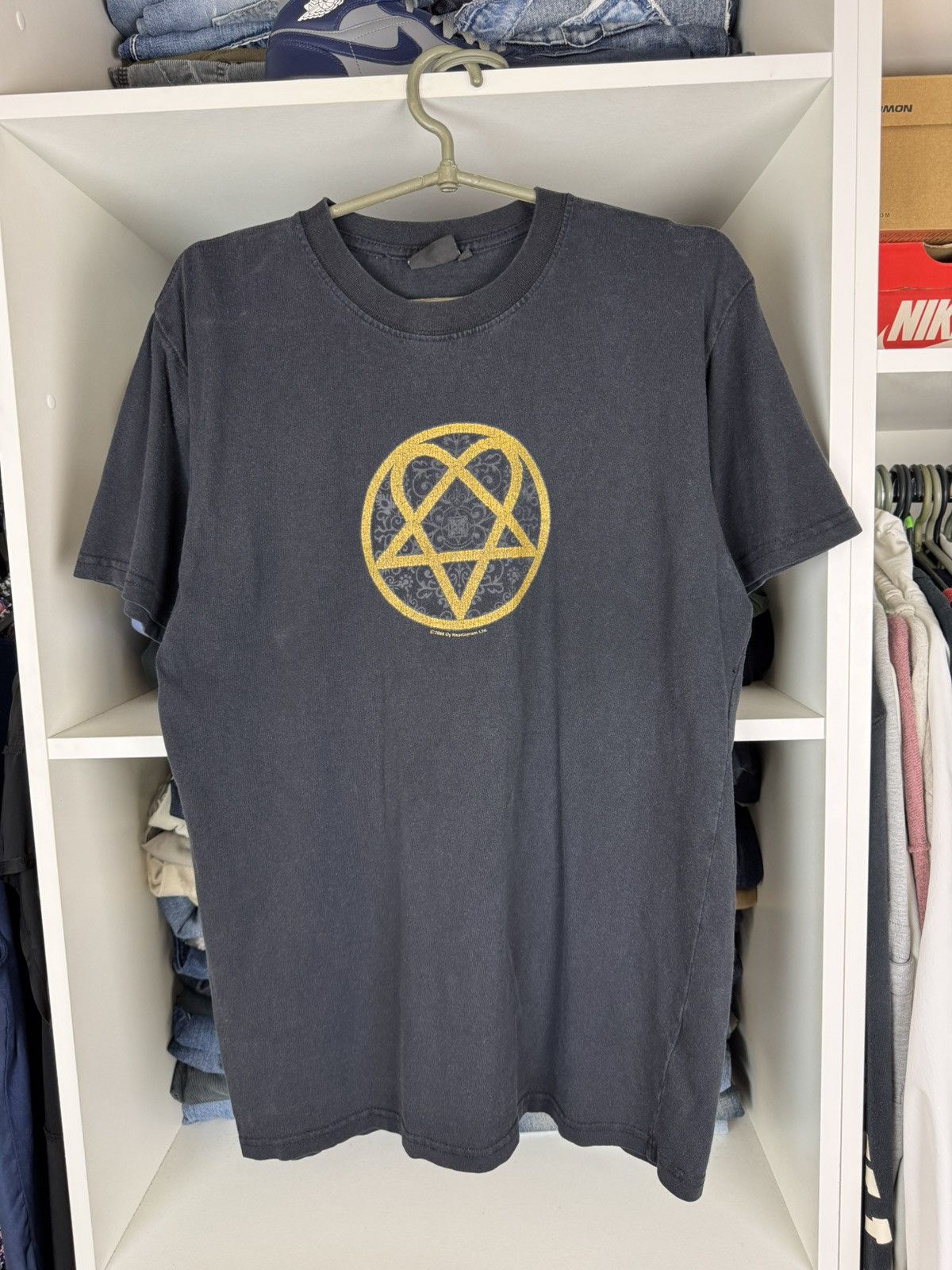 Bravado Bravado Vintage 2008 HIM Rock Band Heartagram T-shirt Size US M / EU 48-50 / 2 - 1 Thumbnail