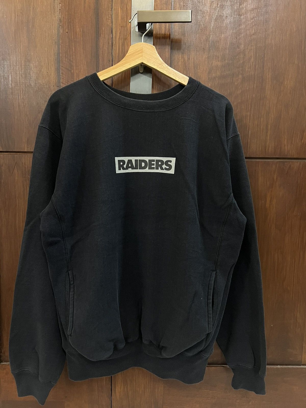 NFL × Vintage Vintage Oakland RAIDERS Sweatshirt Size US L / EU 52-54 / 3 - 3 Thumbnail