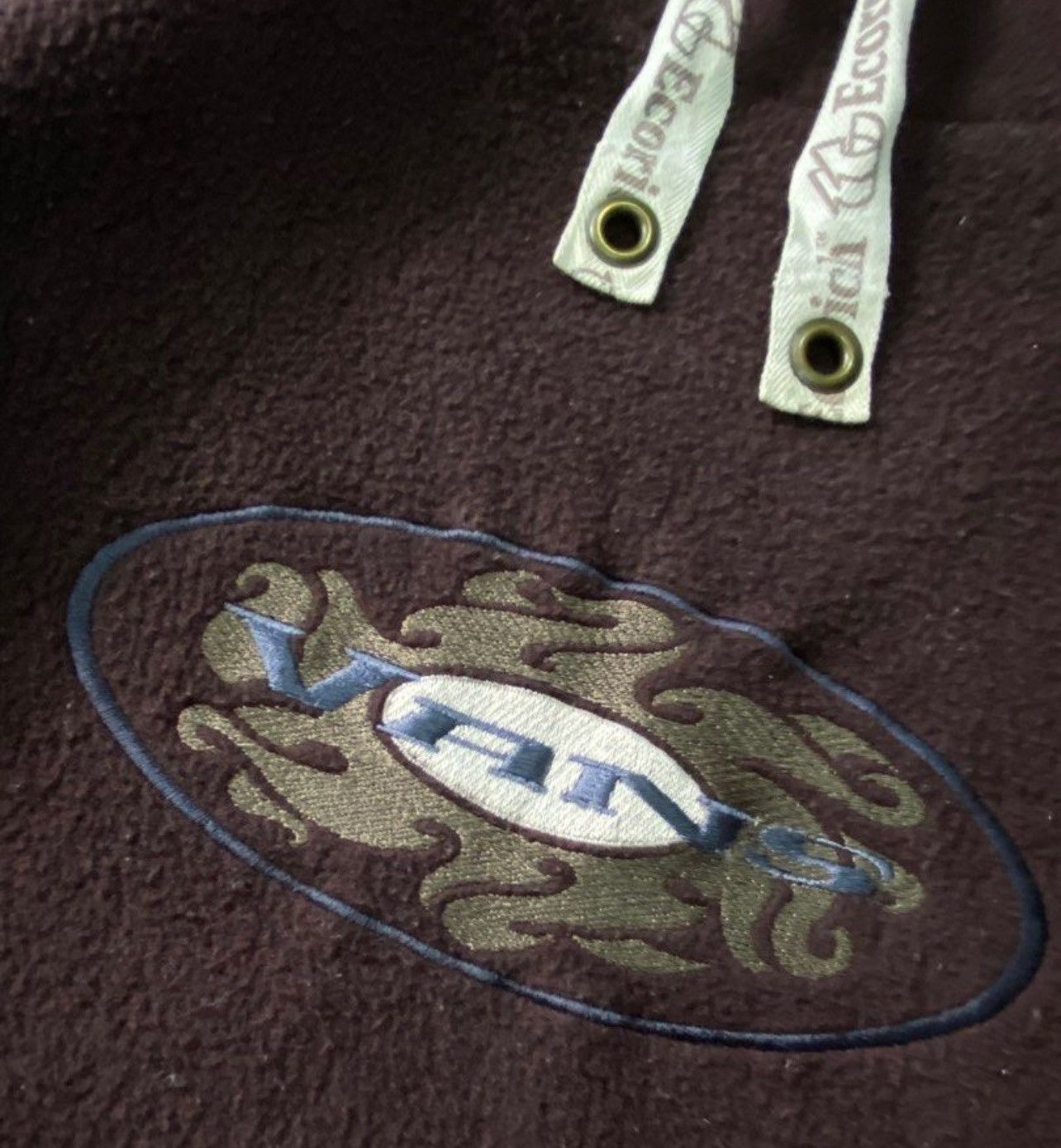 Vans × Vintage Y2K Vans Center Logo Streetwear Oversized Sweater Pullover Size US L / EU 52-54 / 3 - 3 Thumbnail