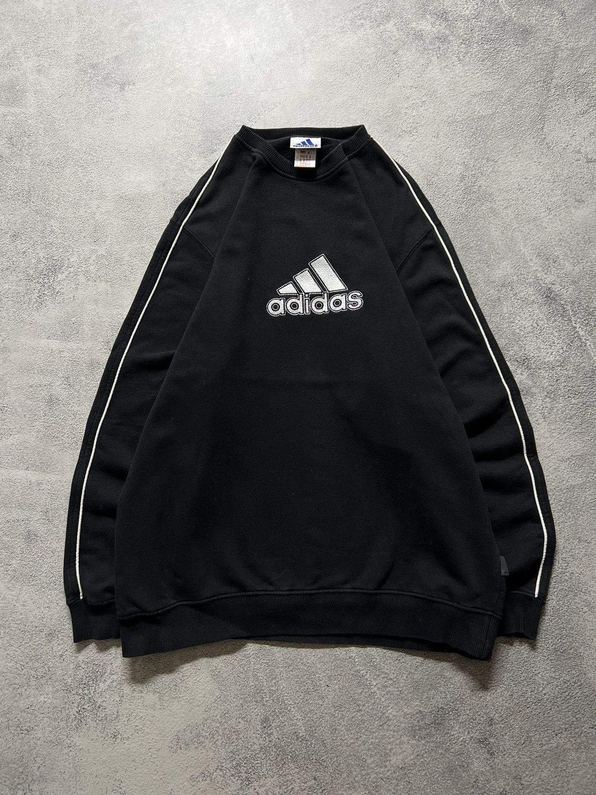 Adidas × Vintage Vintage Y2k Adidas 🖤 Spellout Big Logo Sweatshirt 00’s Size US L / EU 52-54 / 3 - 3 Thumbnail