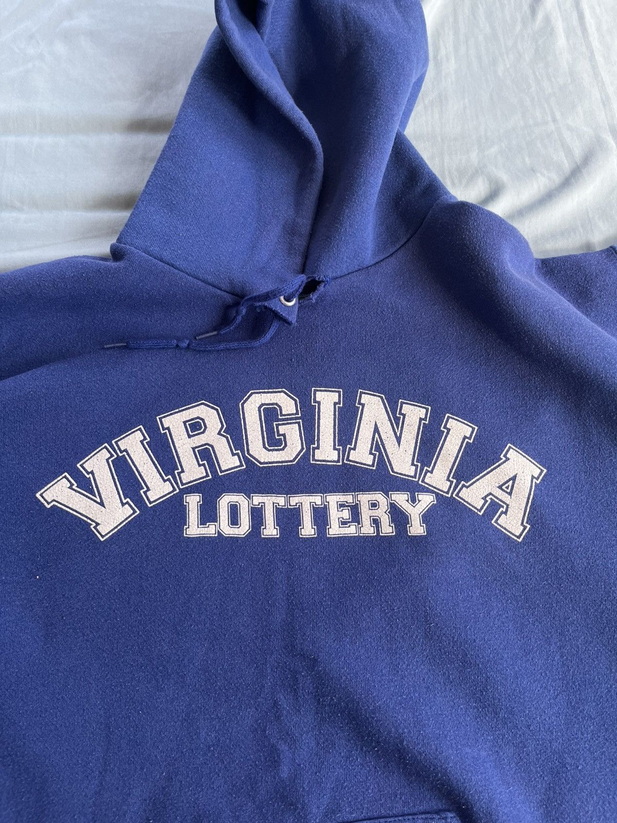 Vintage Vintage Blue Virginia Lottery Hoodie Discus Athletics Size US XL / EU 56 / 4 - 5 Thumbnail