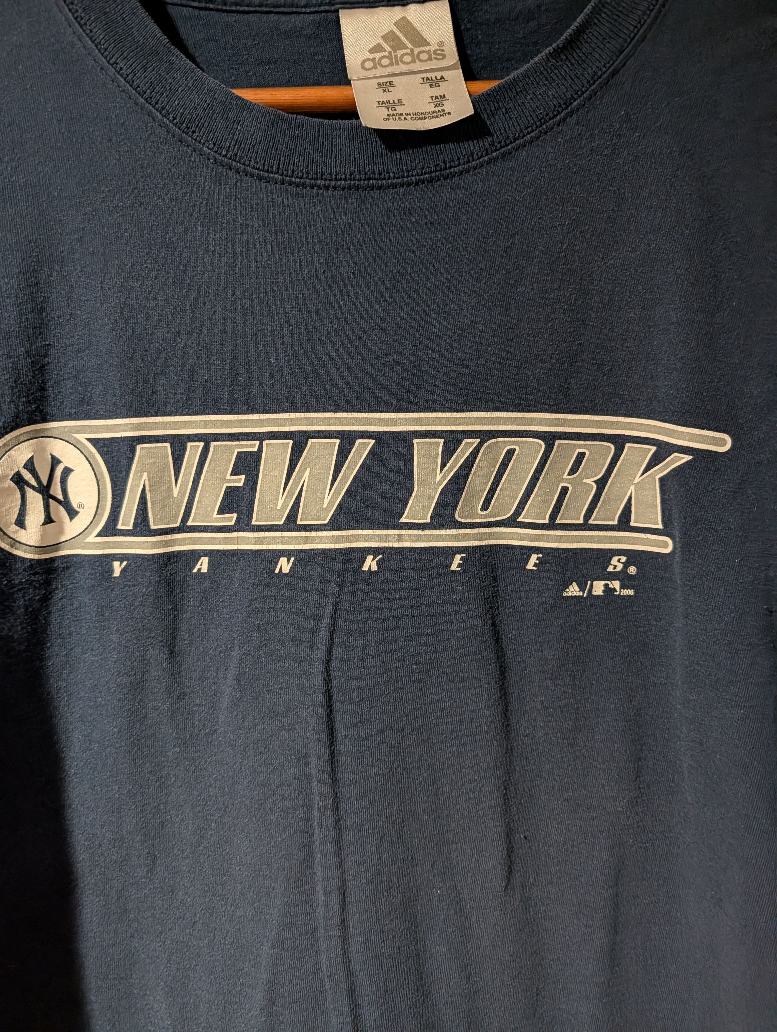 New York Yankees Vintage 2006 New York Yankees MLB Baseball Adidas T-Shirt Size US XL / EU 56 / 4 - 2 Thumbnail