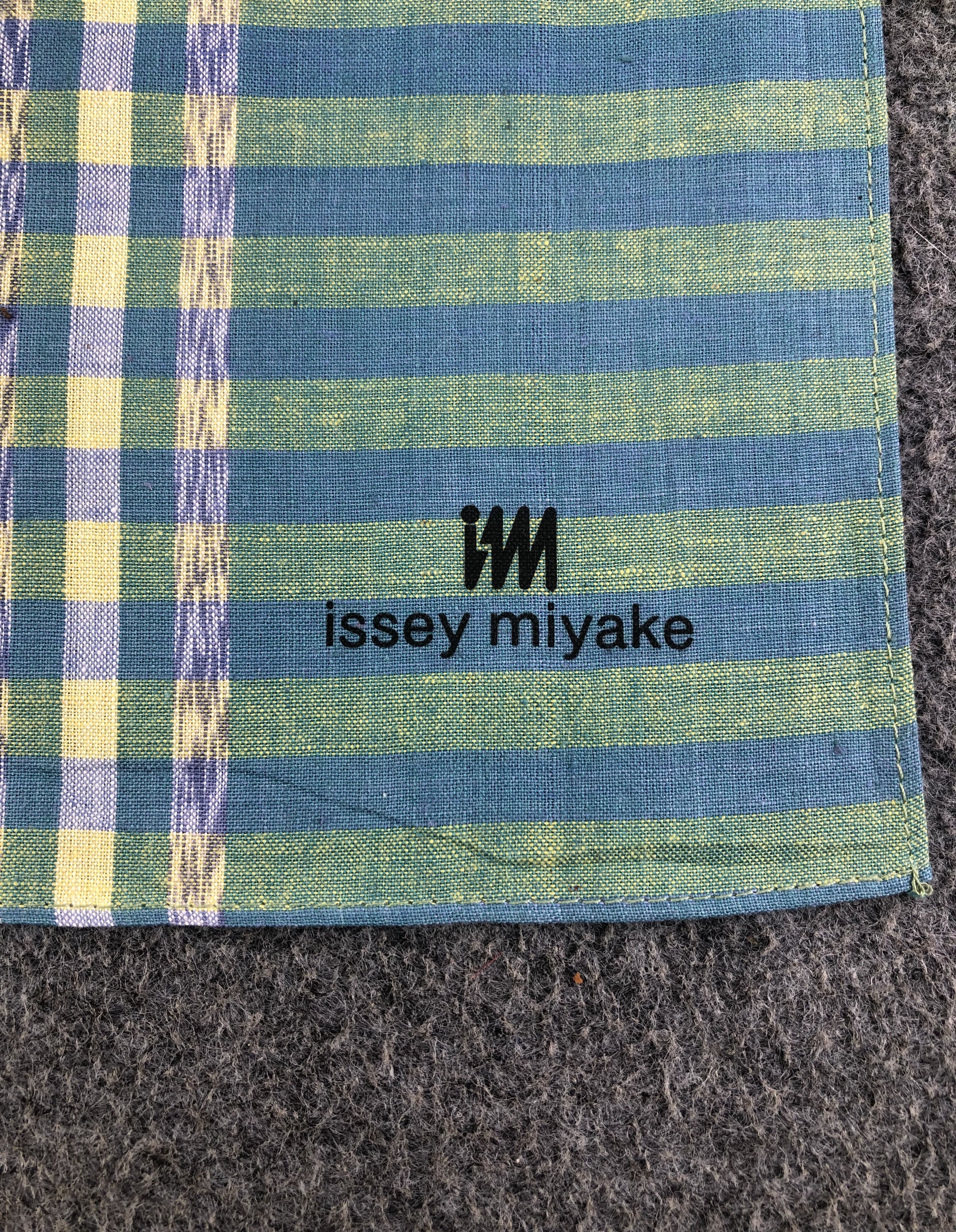 Issey Miyake Issey Miyake Handkerchief / Bandana / Neckerchief Size ONE SIZE - 5 Thumbnail