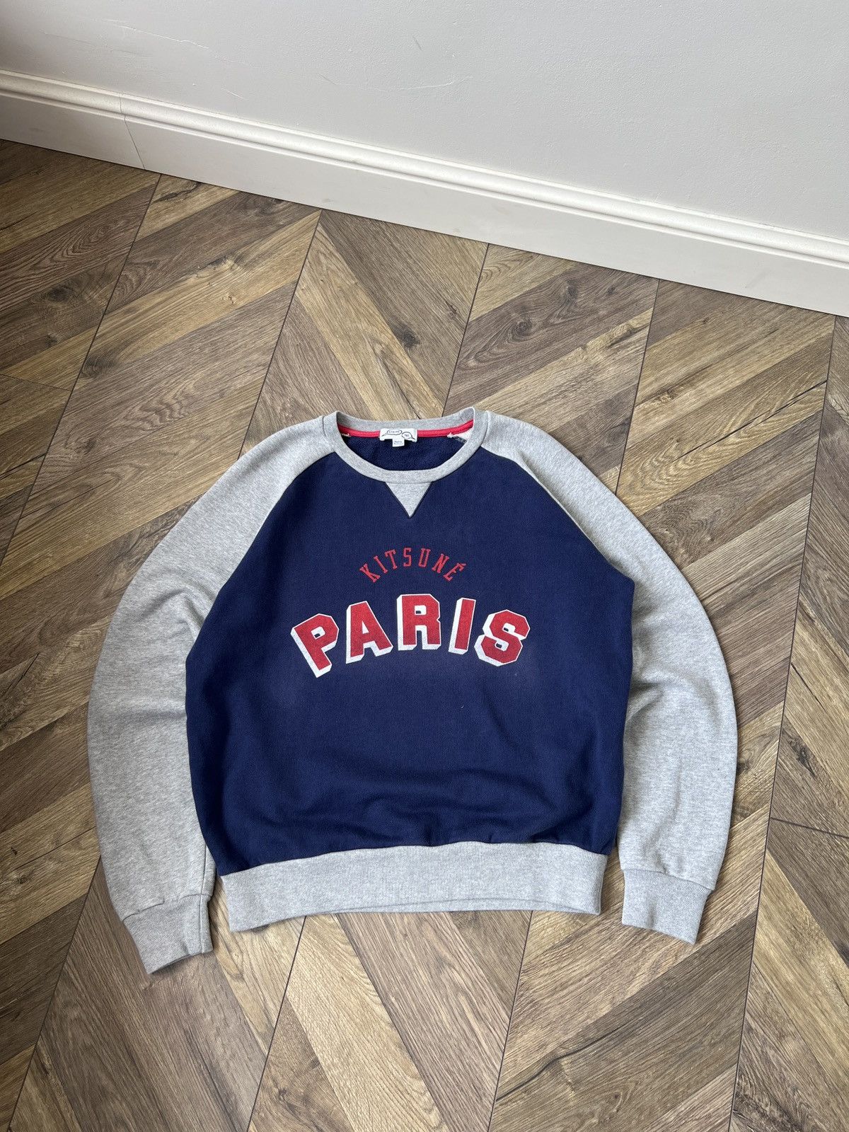 Designer × Maison Kitsune × Vintage Vintage Kitsune Paris Cotton Printed Sweatshirt Size US M / EU 48-50 / 2 - 3 Thumbnail