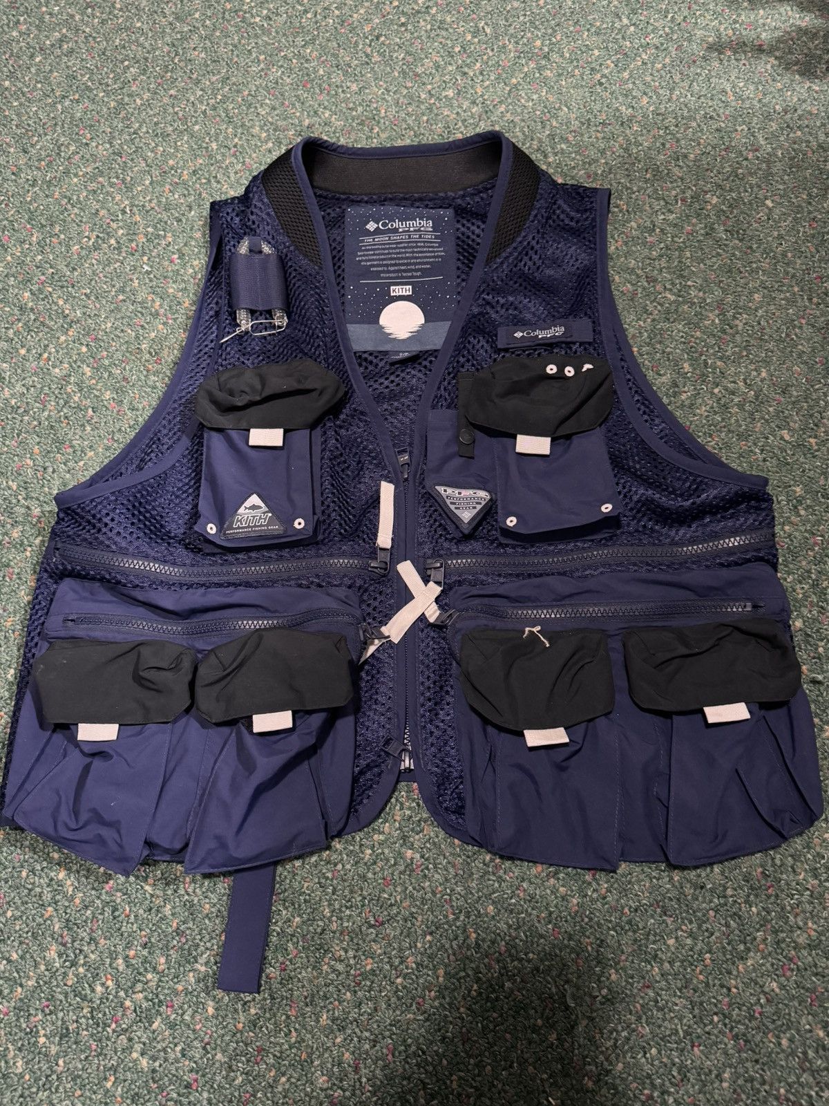 image of Columbia Pfg Cool Creek Vest in Navy, Men's (Size Small)