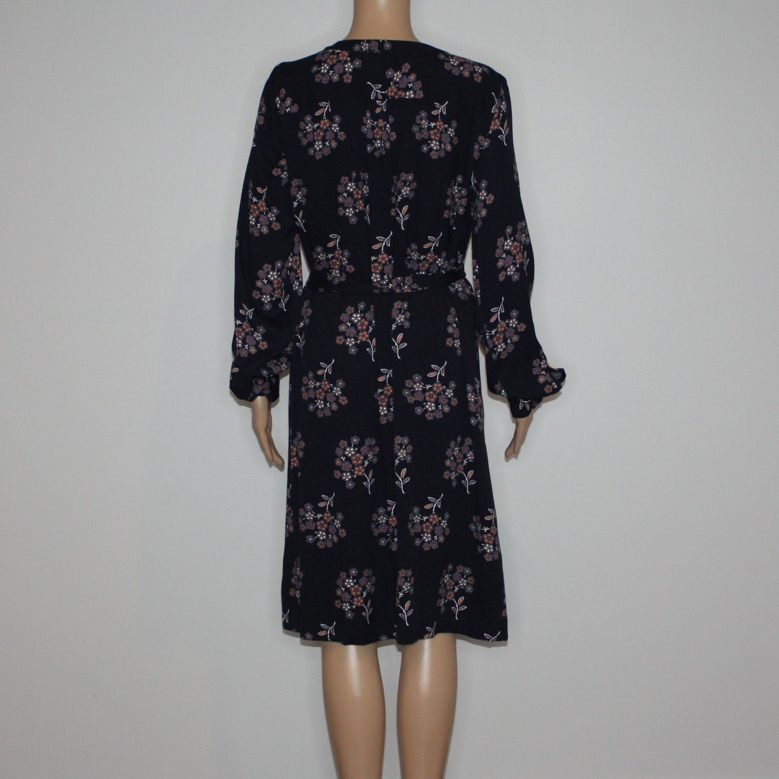 Loft Anemone Floral Shirtdress In Fresh Navy Color and size M NWT Size M / US 6-8 / IT 42-44 - 12 Thumbnail