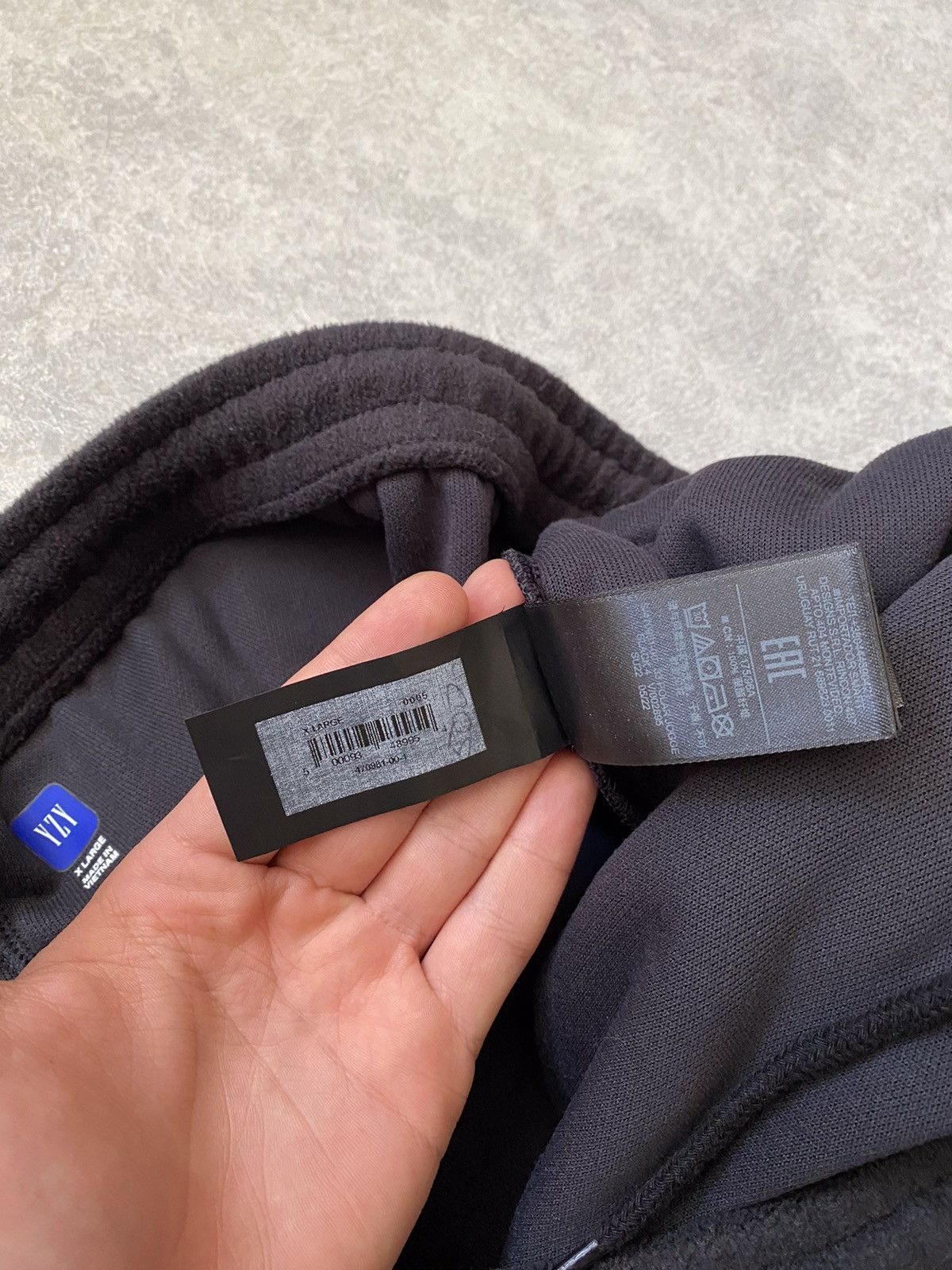 Gap × Yeezy Yeezy Gap Polar Fleece Jogging Pants by Balenciaga Size US 36 / EU 52 - 10 Thumbnail