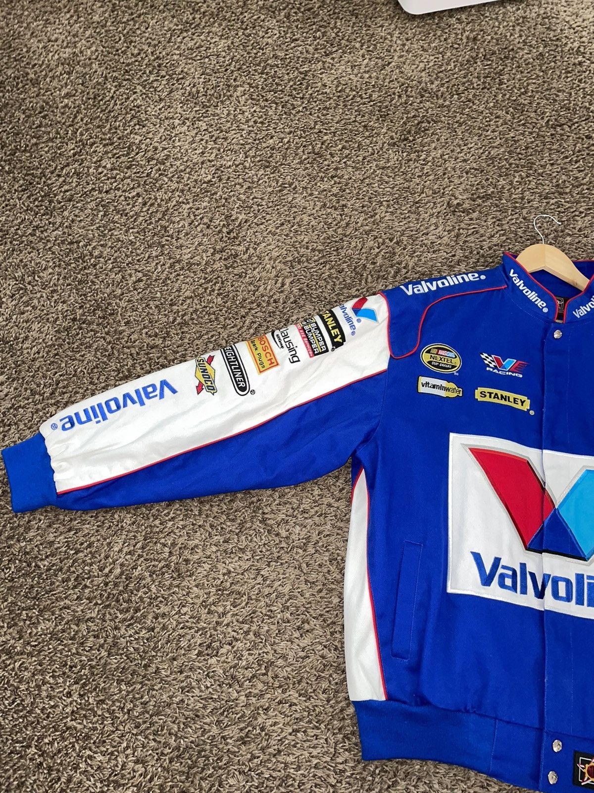 NASCAR NASCAR Valvoline Bomber Jacket JH Design NWT Size US L / EU 52-54 / 3 - 4 Thumbnail