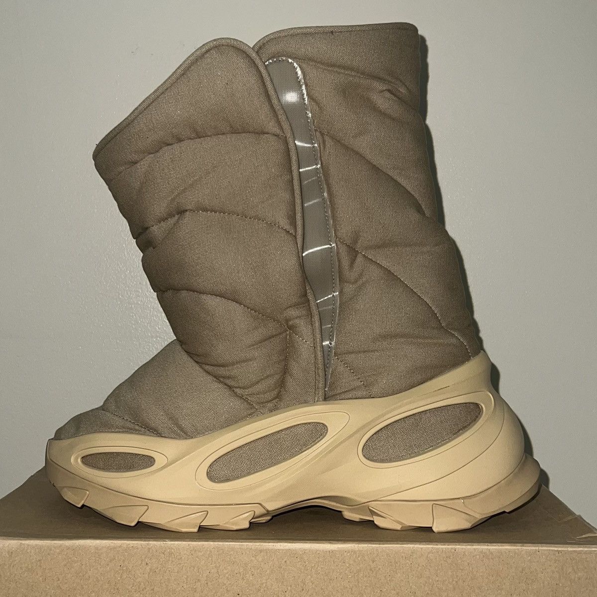 Yeezy YEEZY NSLTD BOOT Size US 12 / EU 45 - 3 Thumbnail