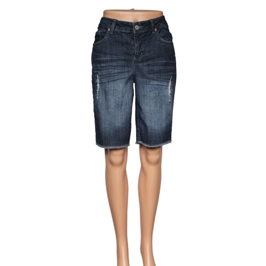 Other Cato Denim Shorts Women's Size 8 Size 30" / US 8 / IT 44 - 1 Thumbnail